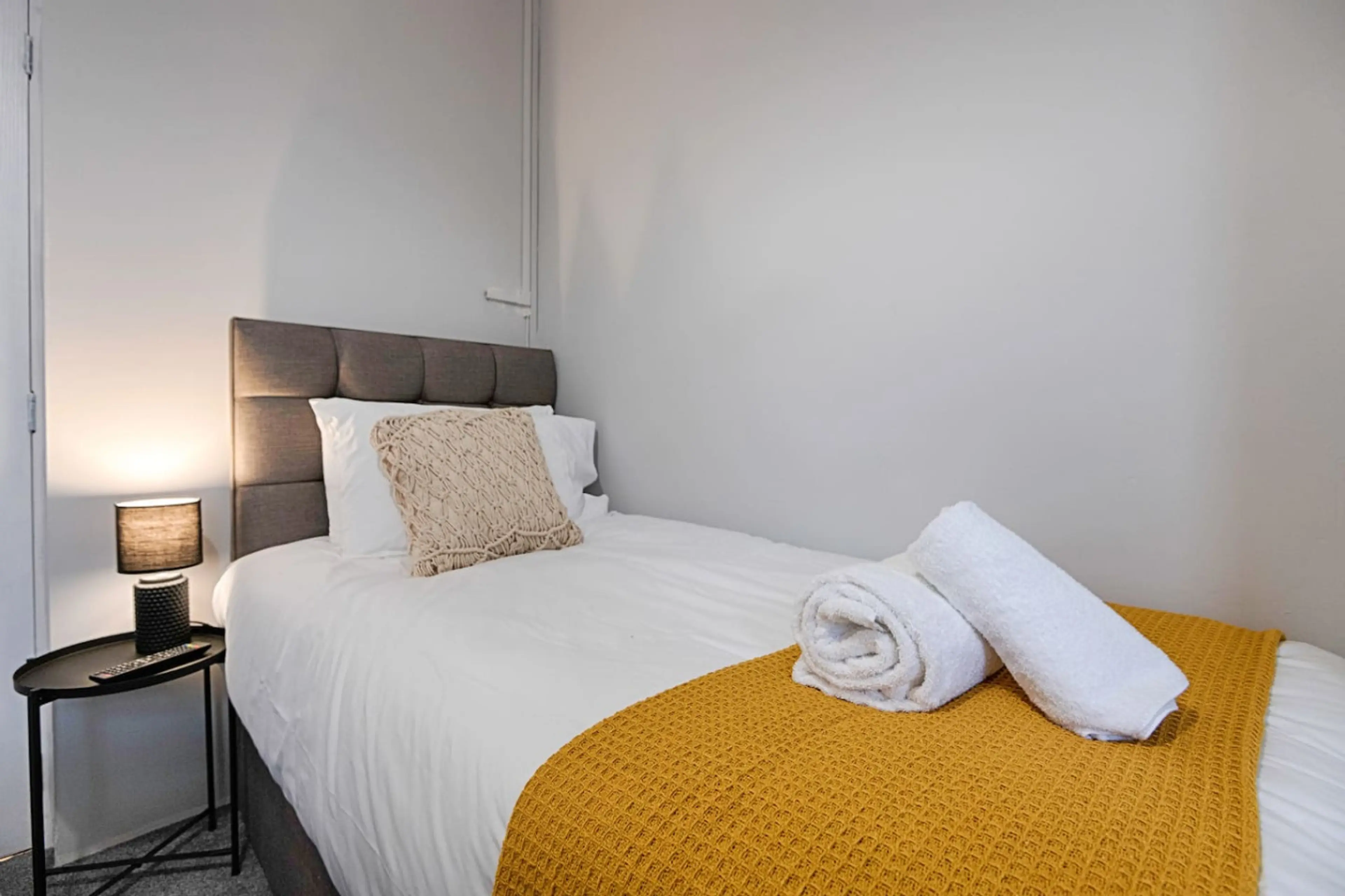 37 Crymlyn Street - Image 14