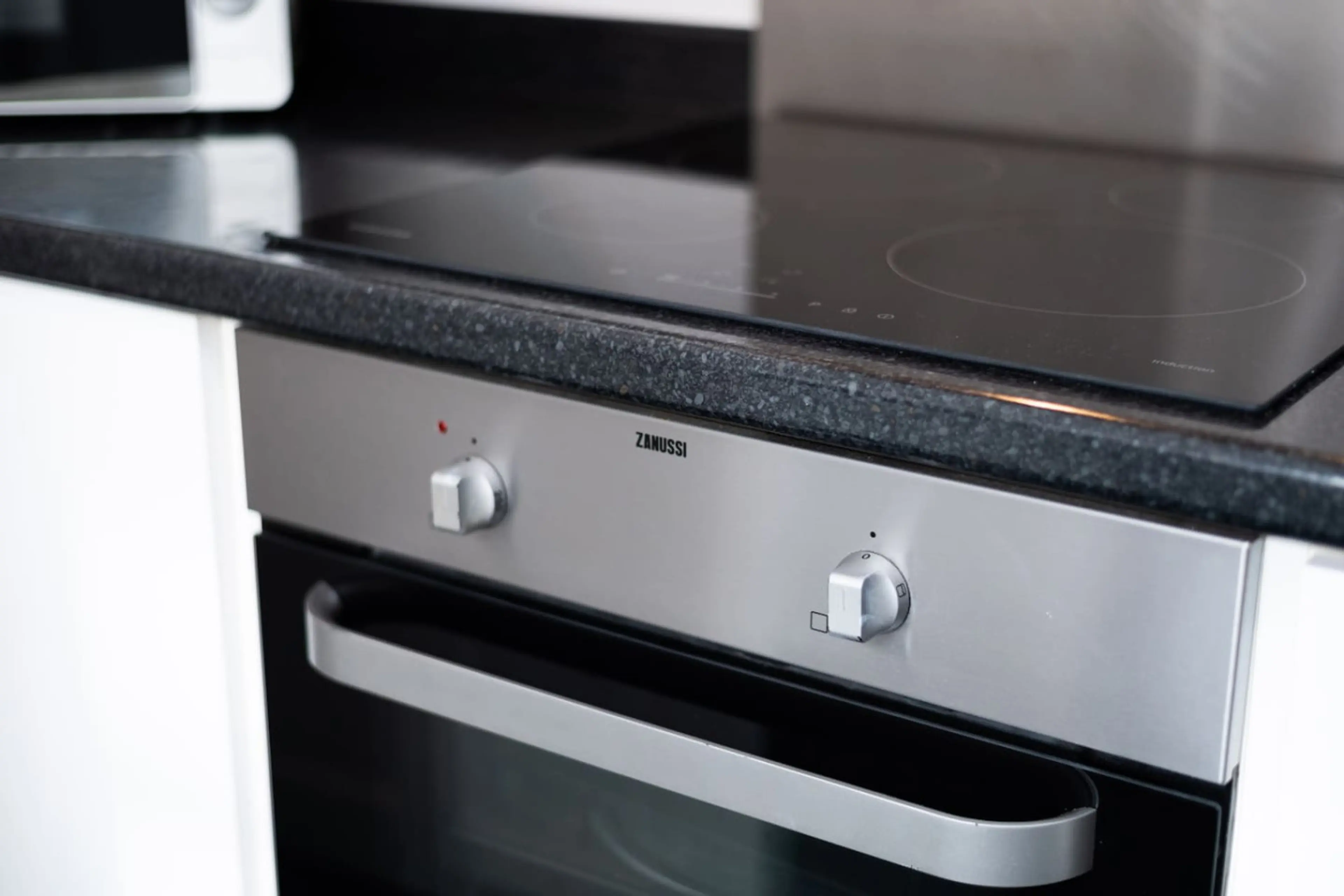 37 Crymlyn Street - Image 17