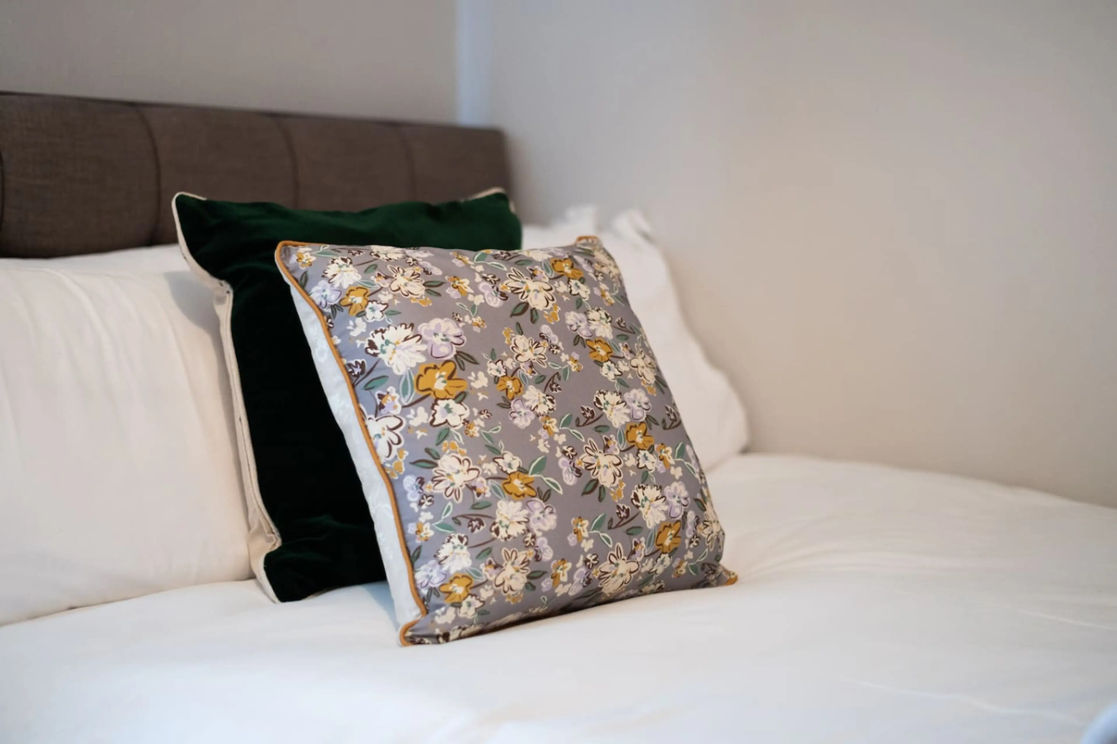 37 Crymlyn Street - Image 24