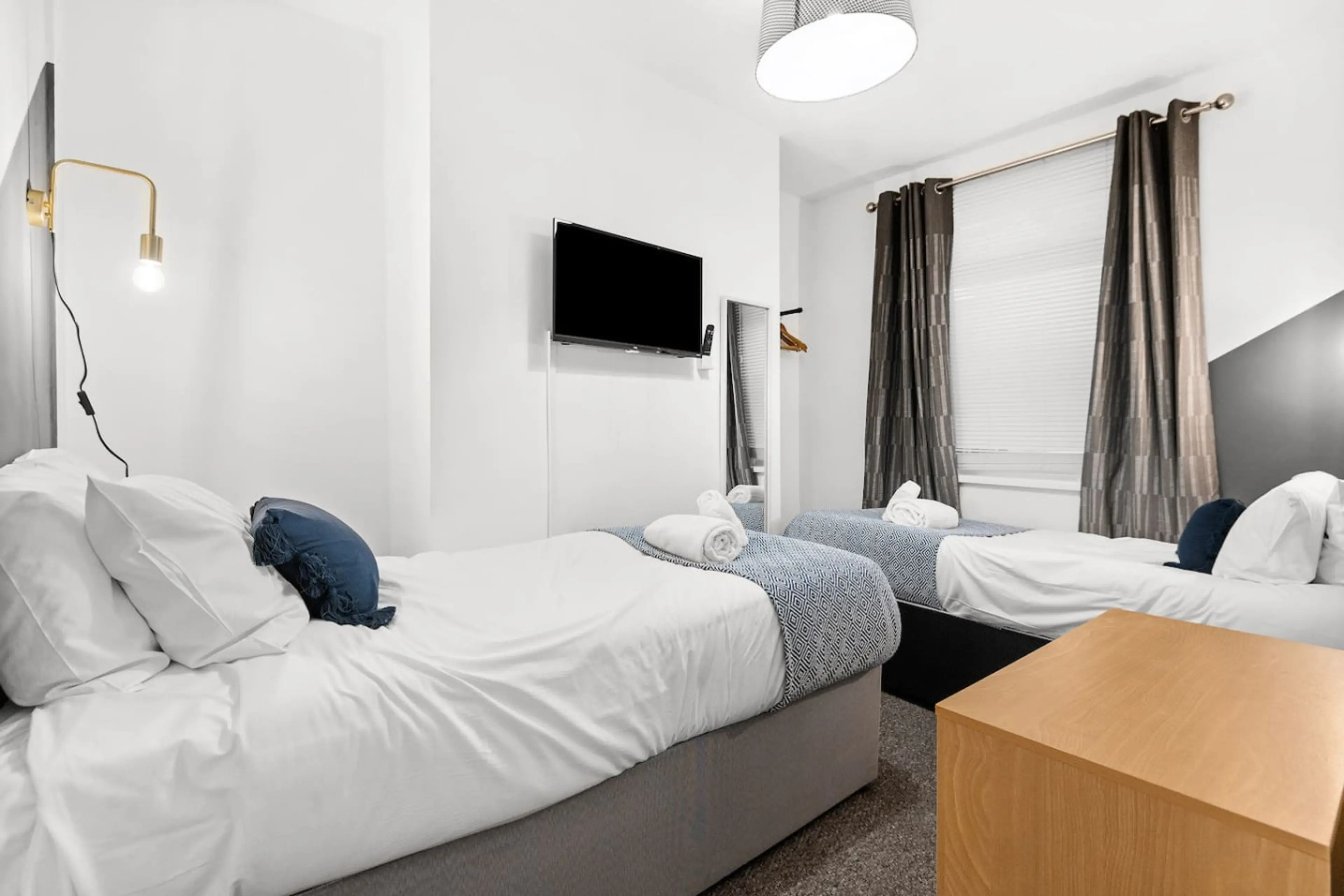 3 Rock Terrace - Image 16