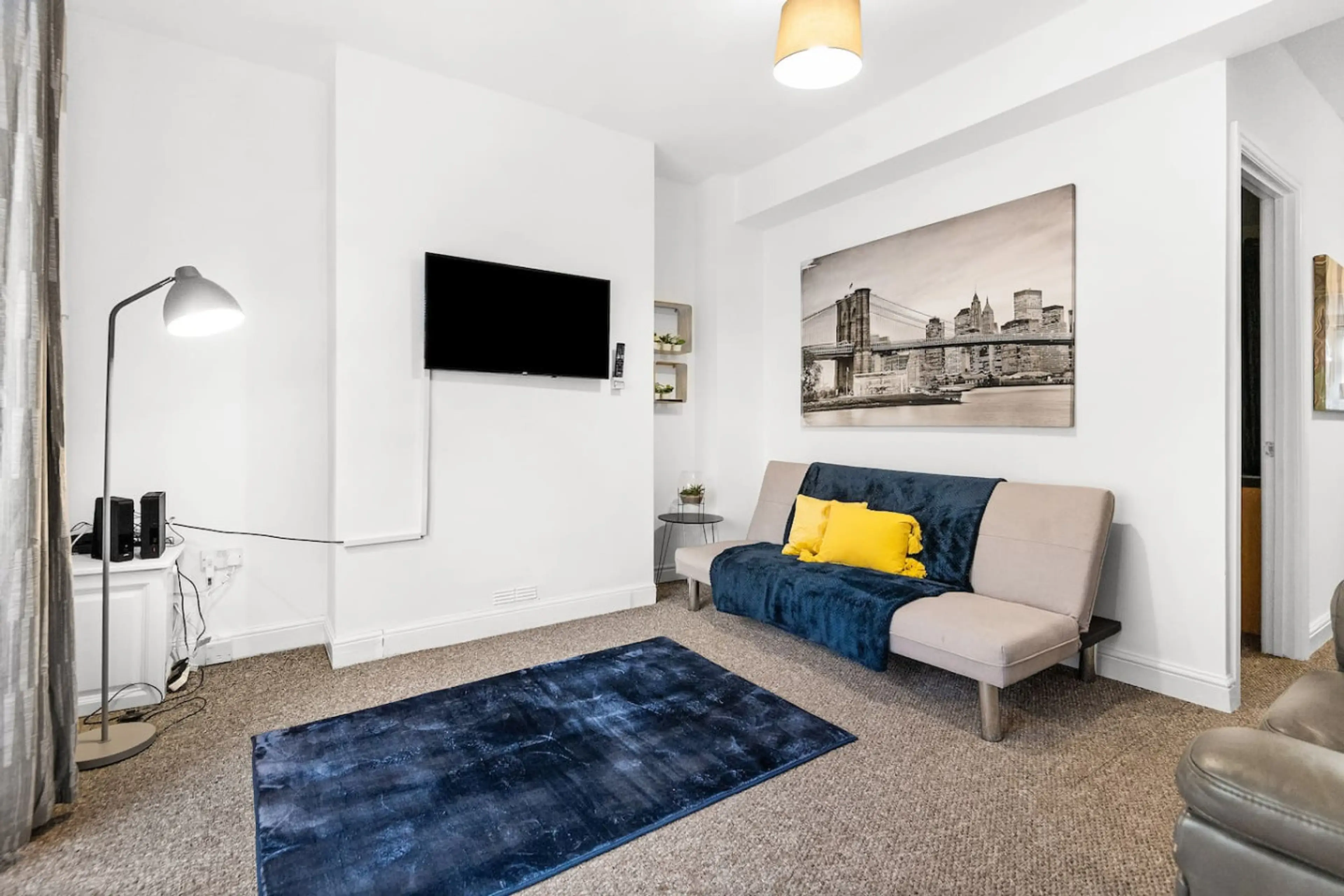 3 Rock Terrace - Image 1