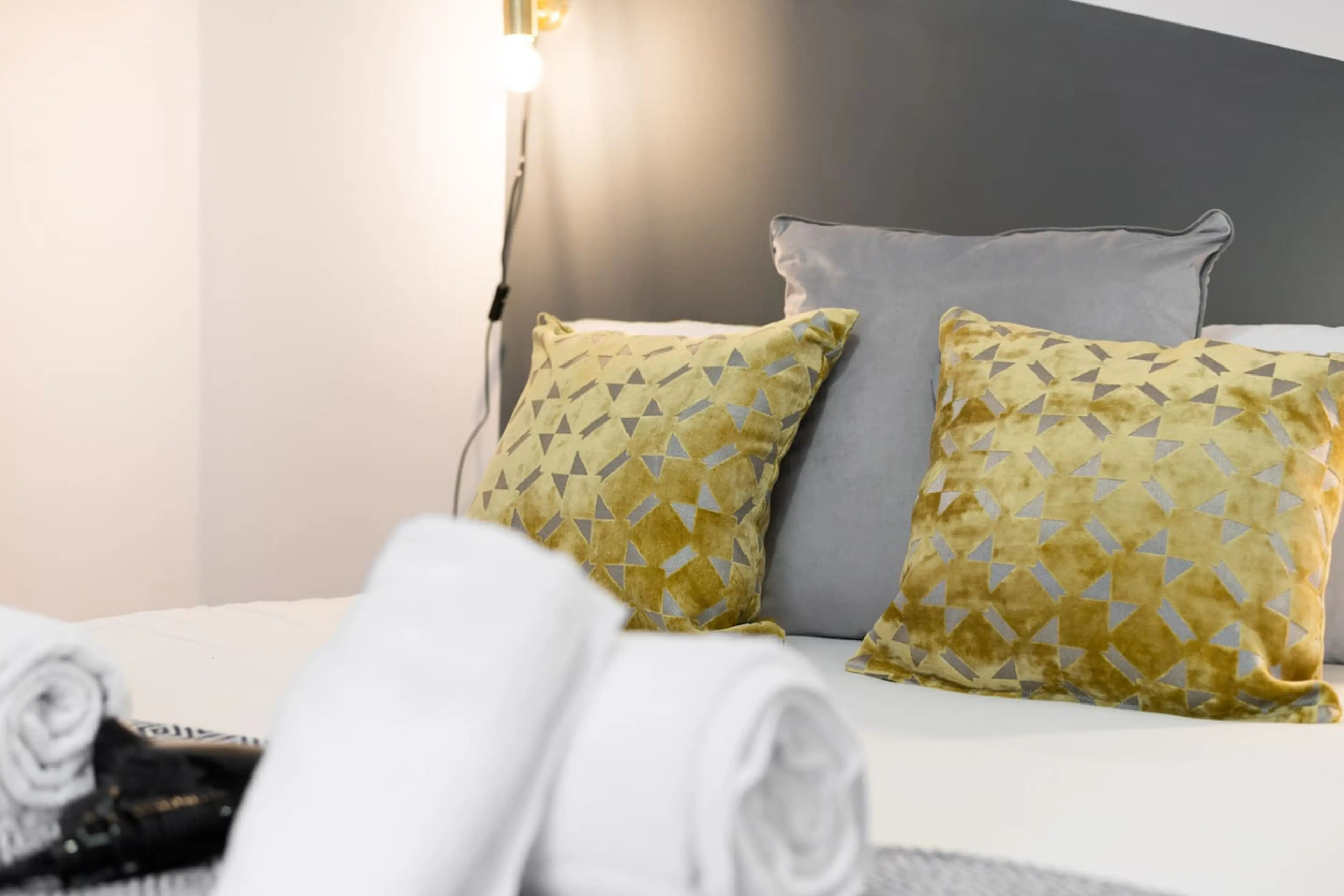 3 Rock Terrace - Image 9