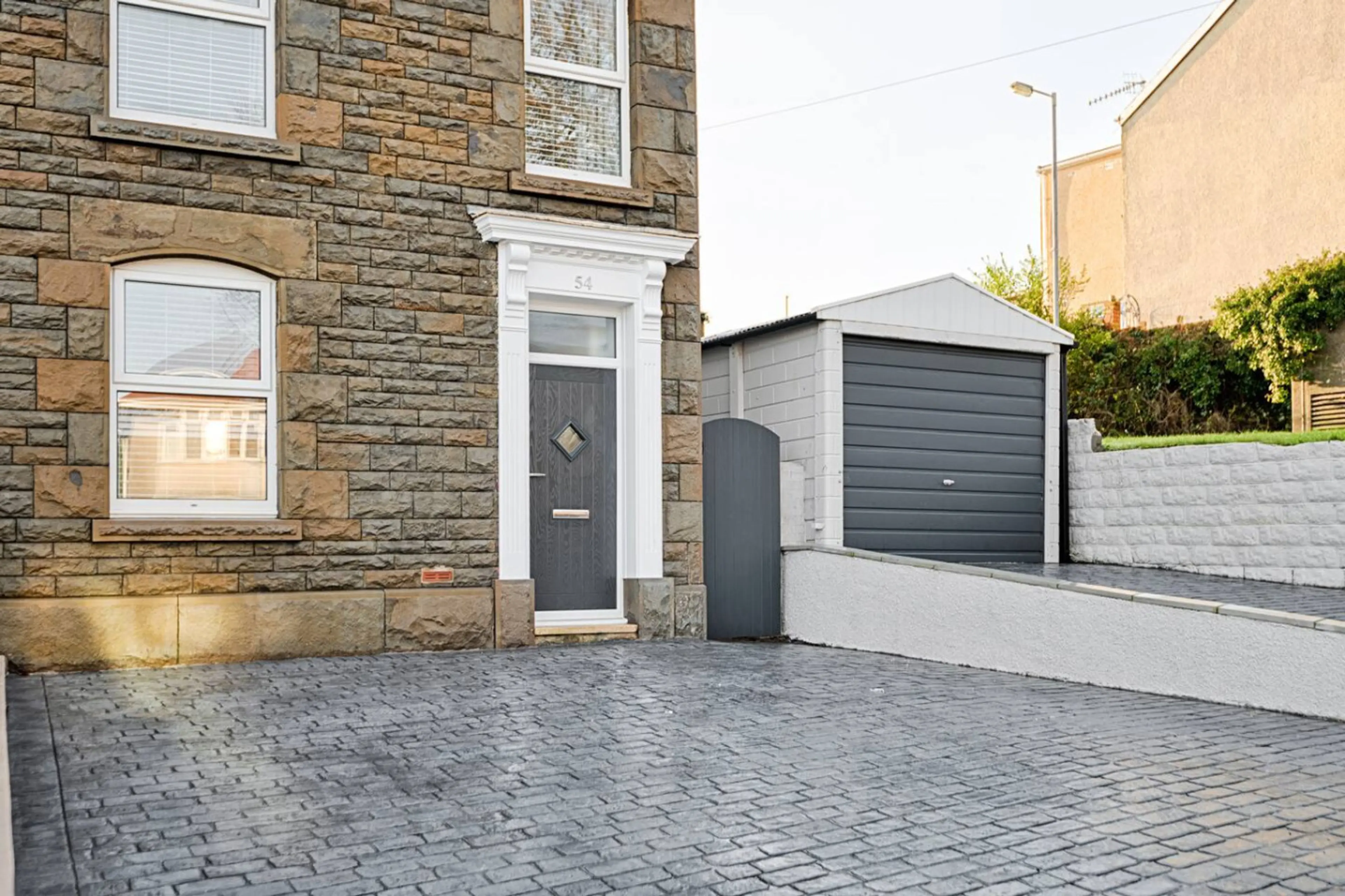 54 Caemawr Road - Image 37