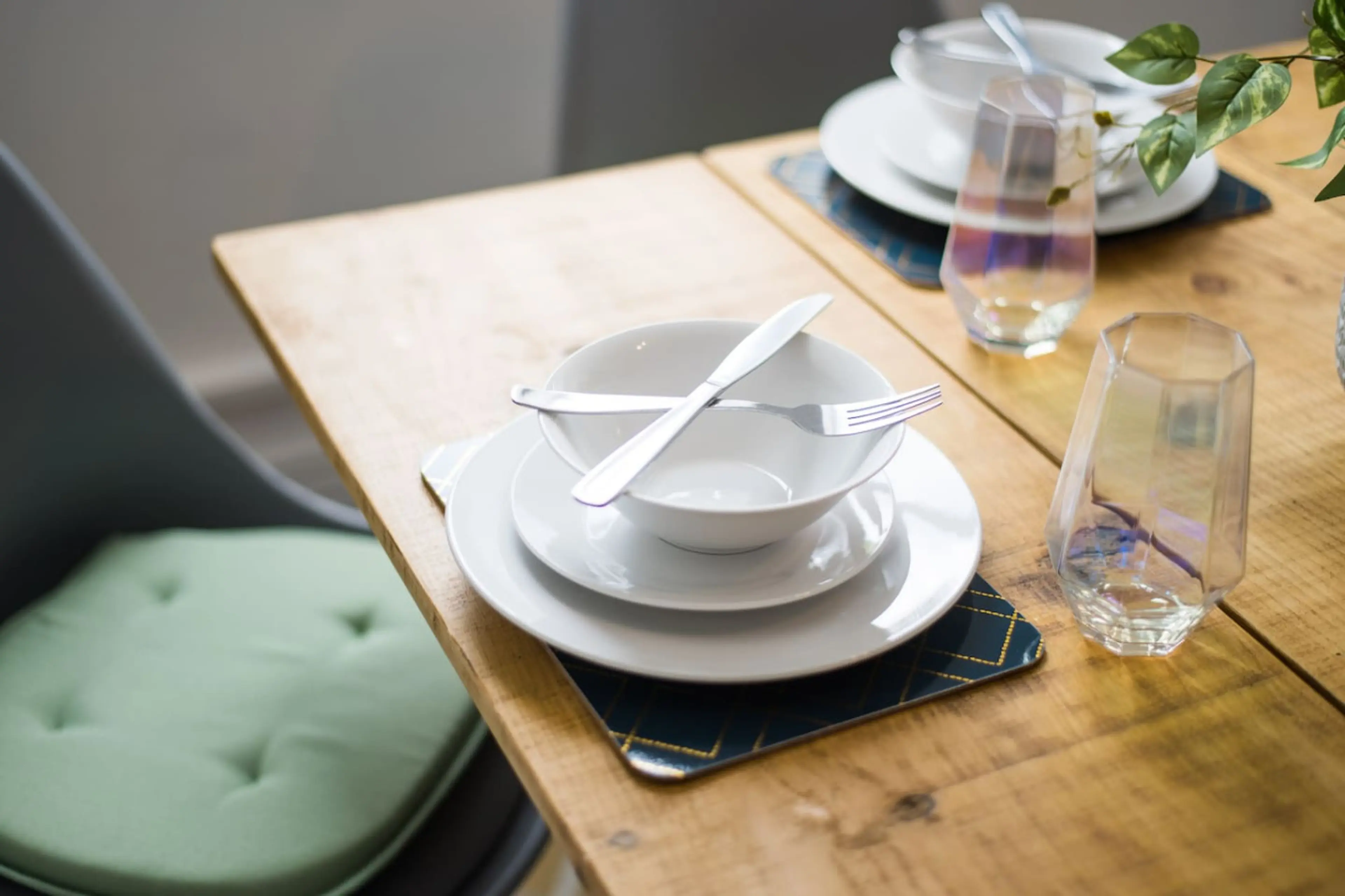 Flat 10 - 150 Neath Road - Image 10