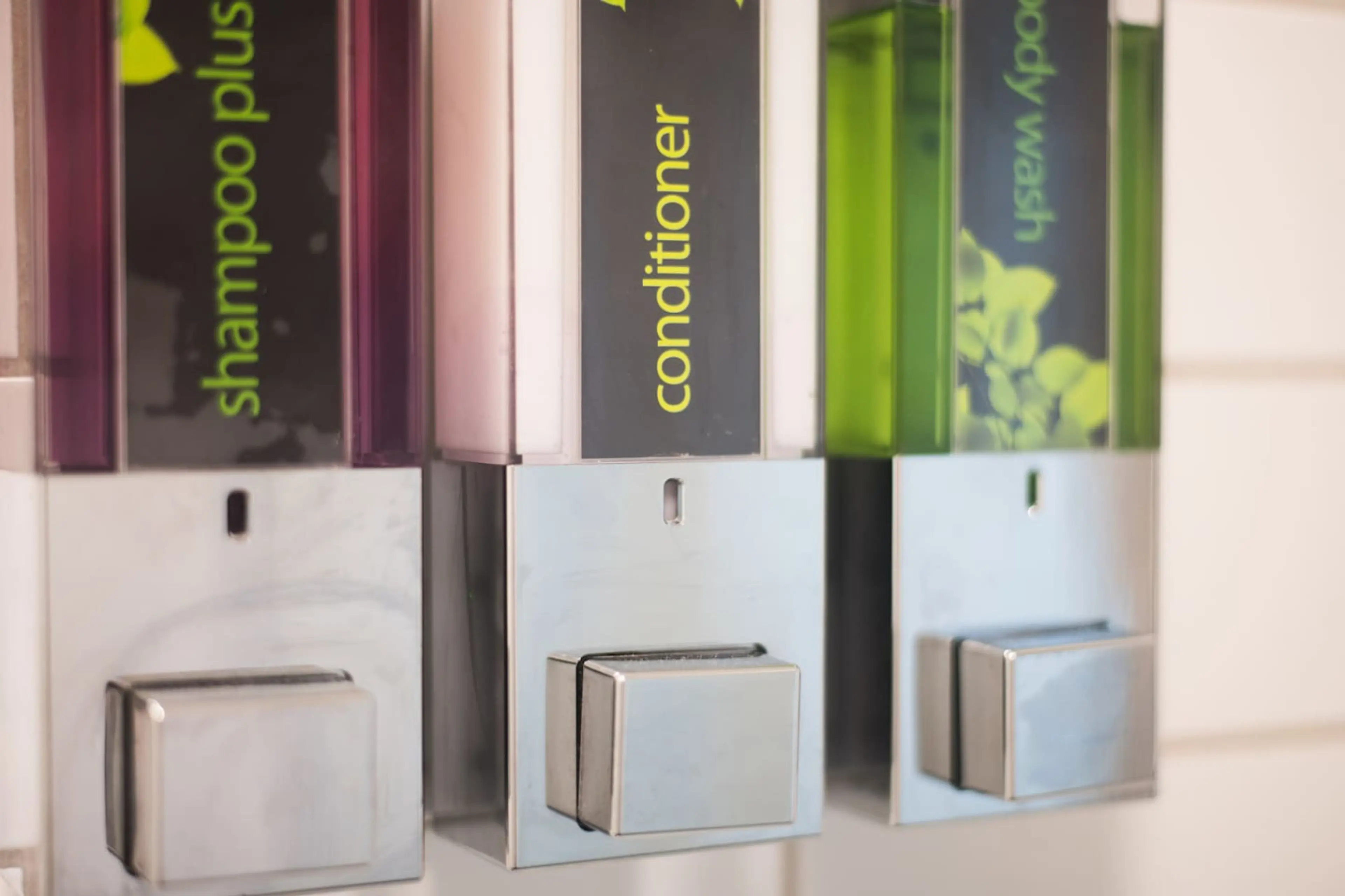 Flat 10 - 150 Neath Road - Image 27