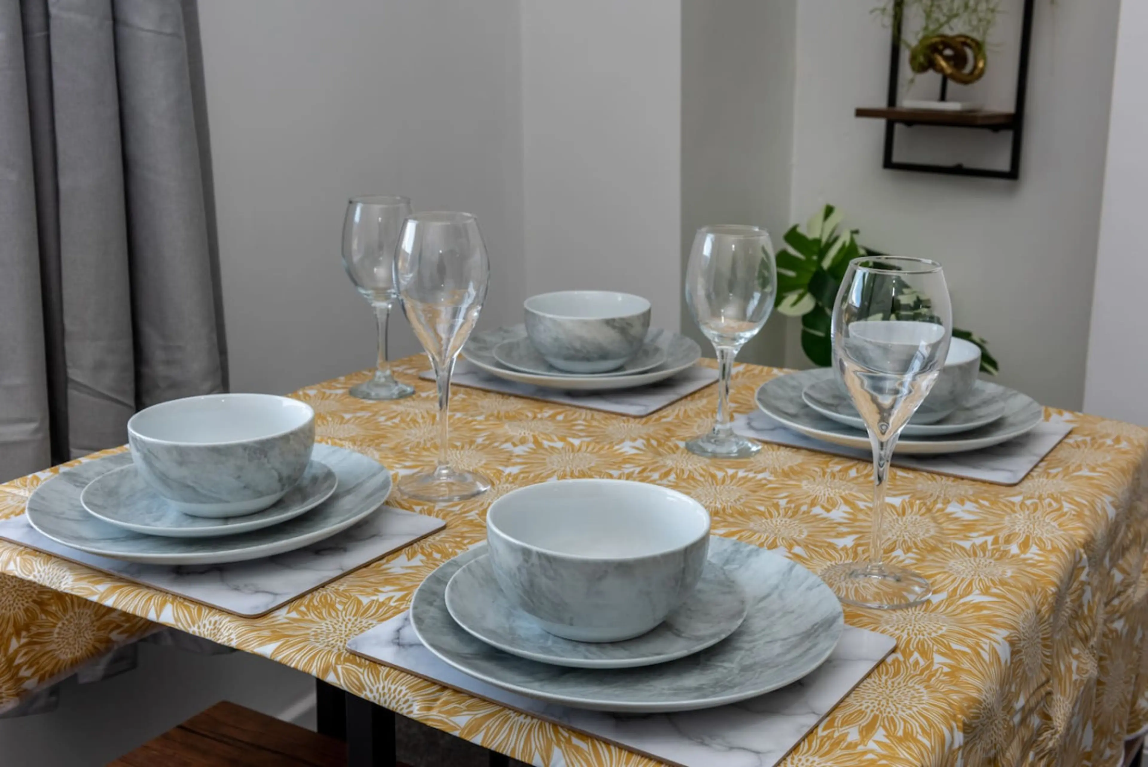 11 Croft - Room 2 - Image 6