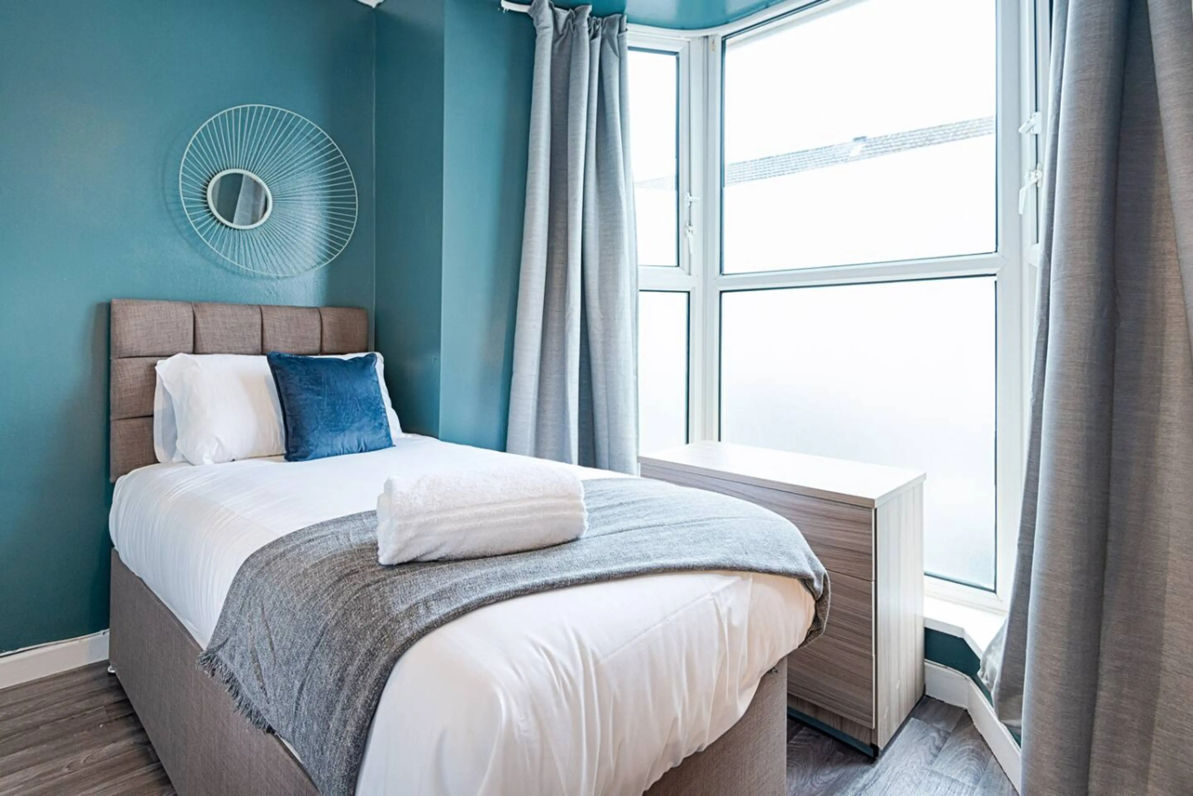 53 NorthHill Rd - Image 38