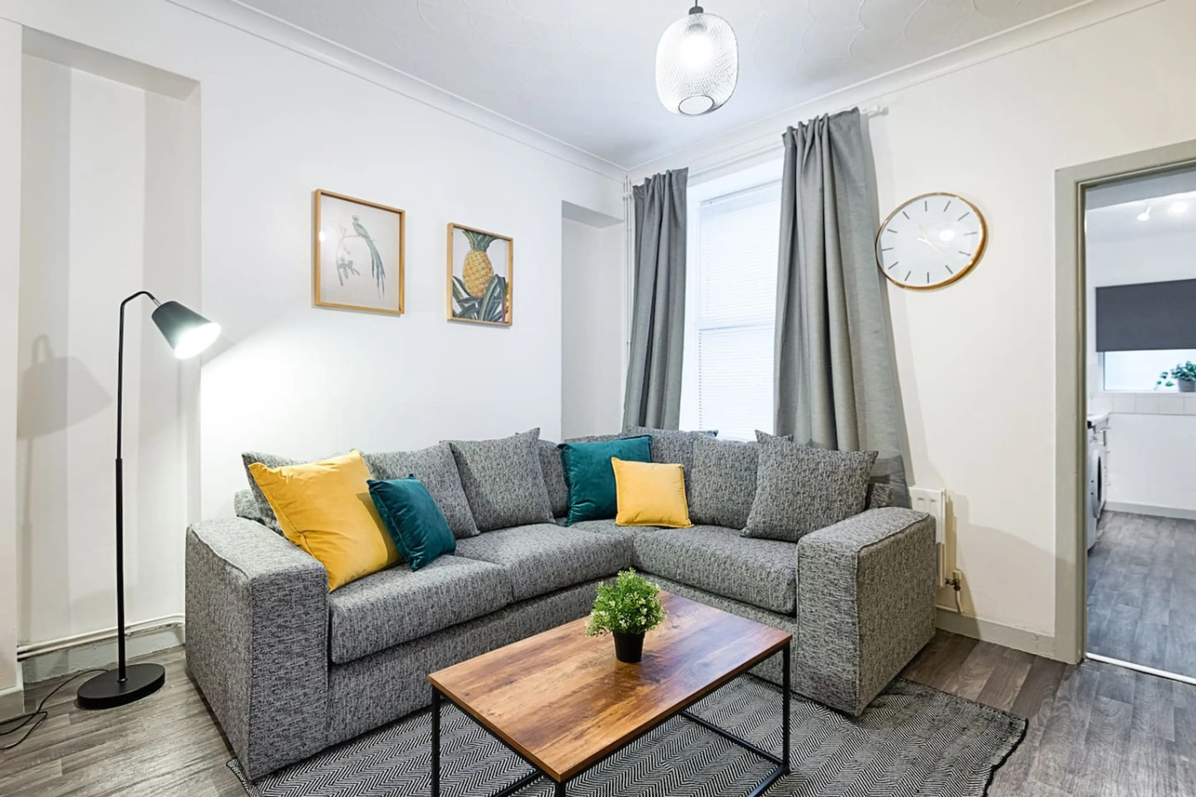 53 NorthHill Rd - Image 1