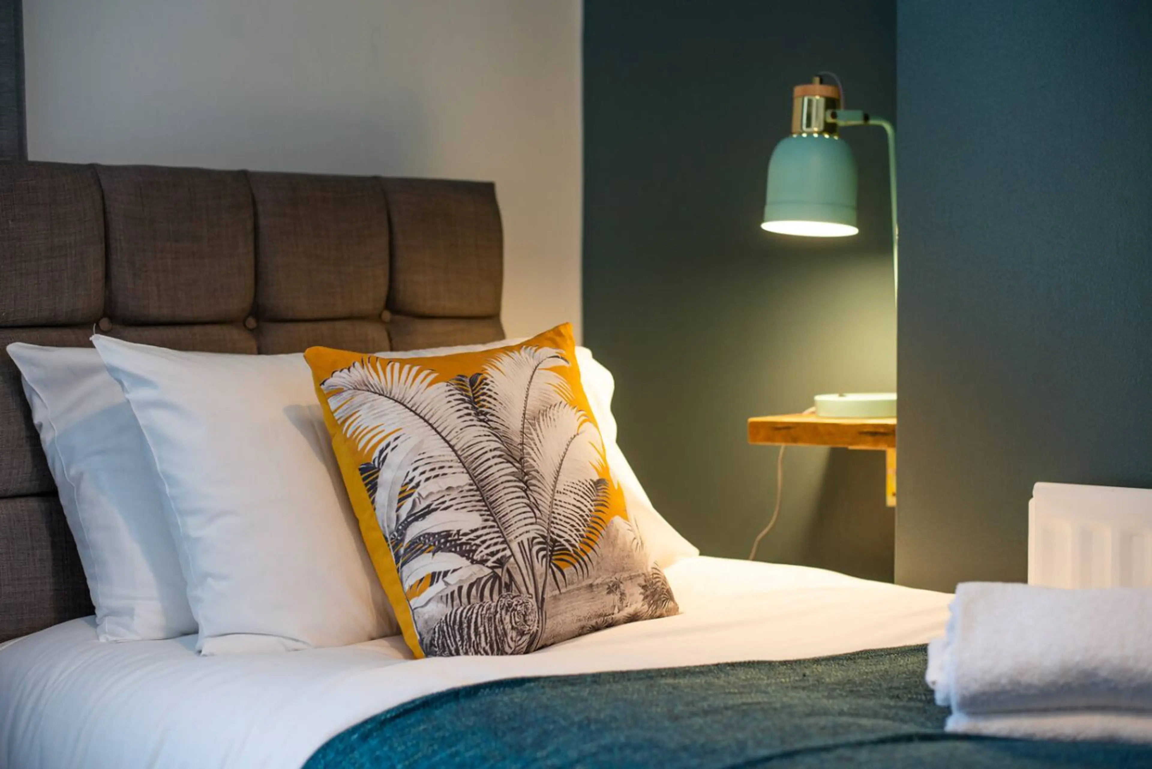 53 NorthHill Rd - Image 35