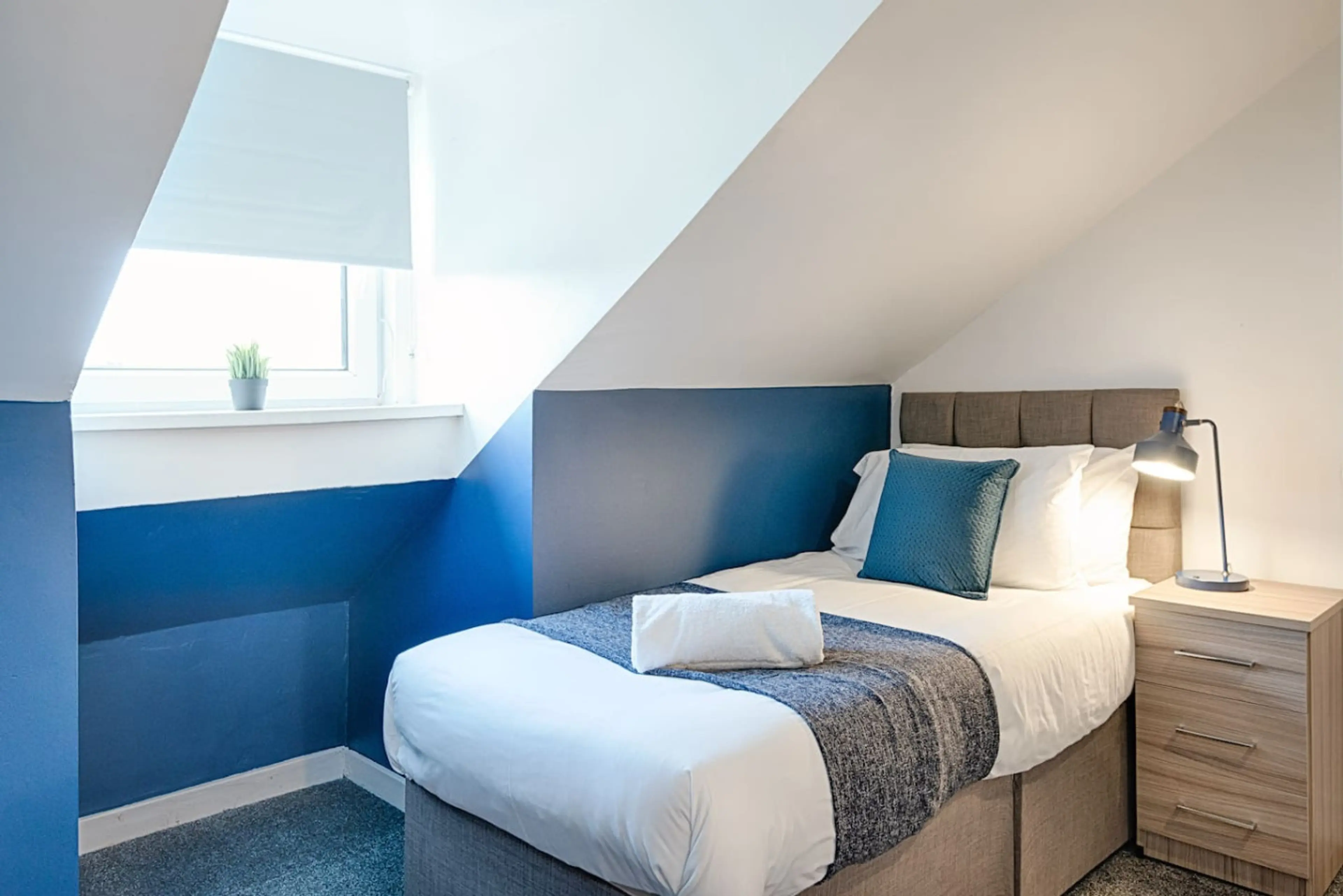 53 NorthHill Rd - Image 34