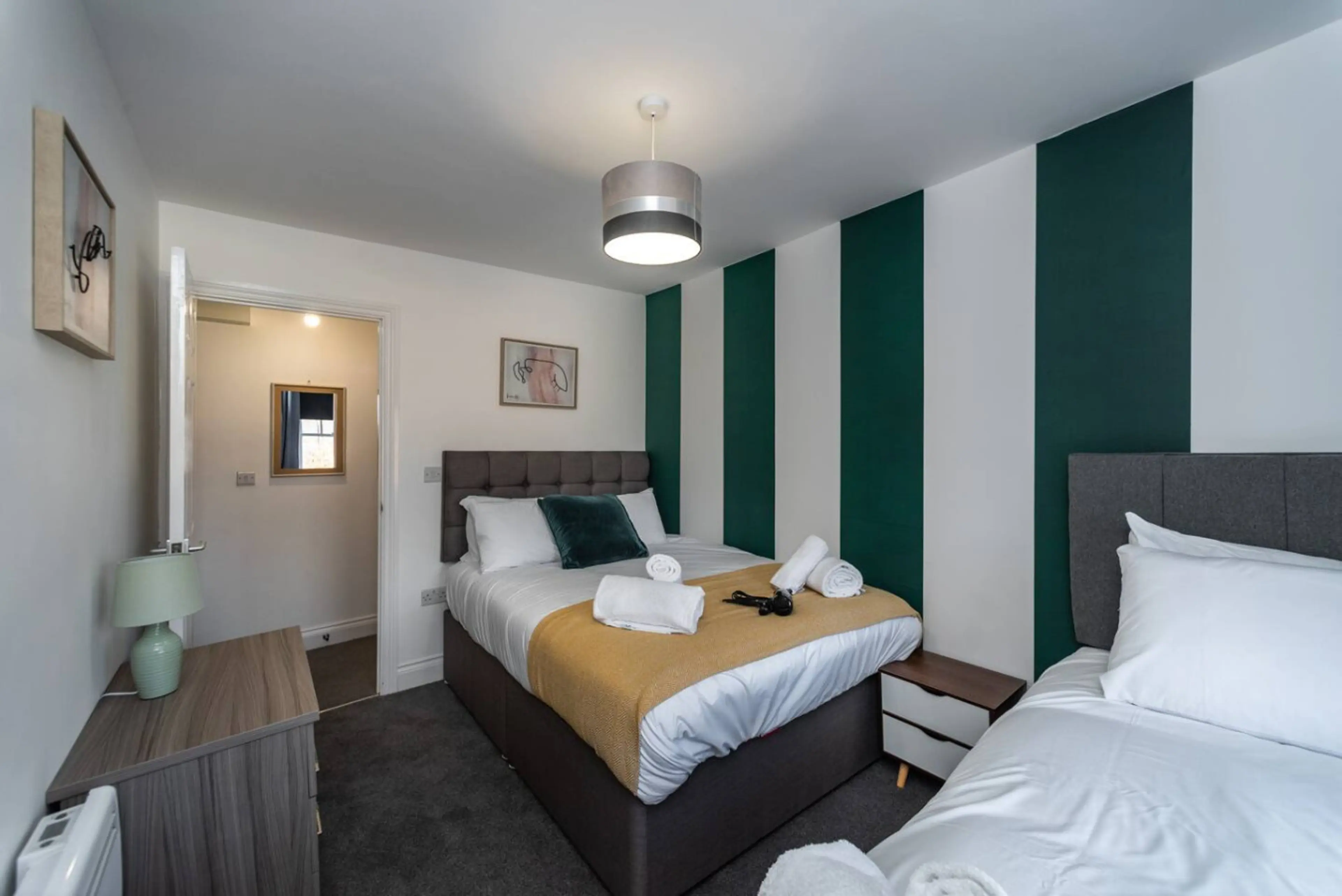 11 Croft - Room 5 - Image 3