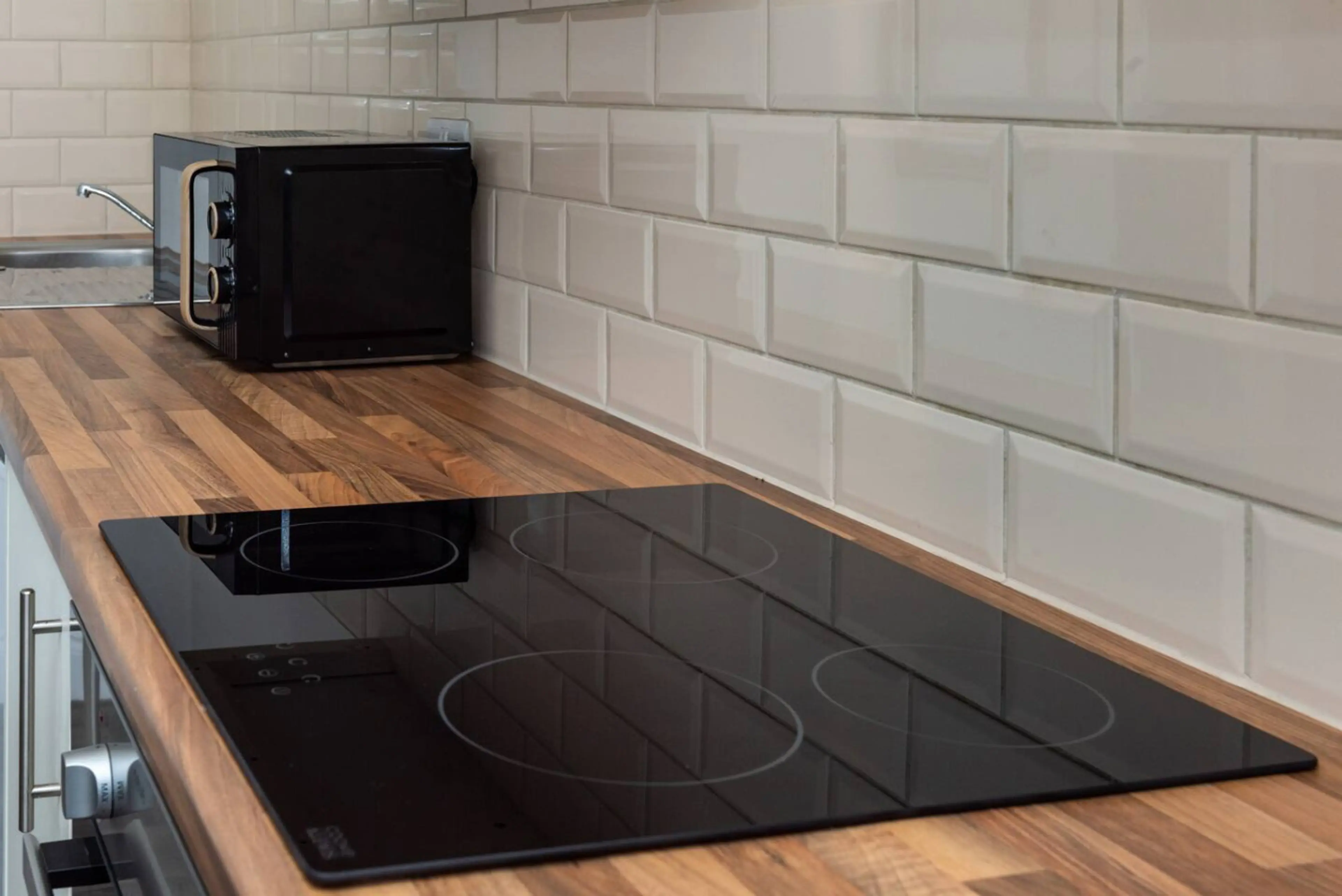 11 Croft - Room 1 - Image 19