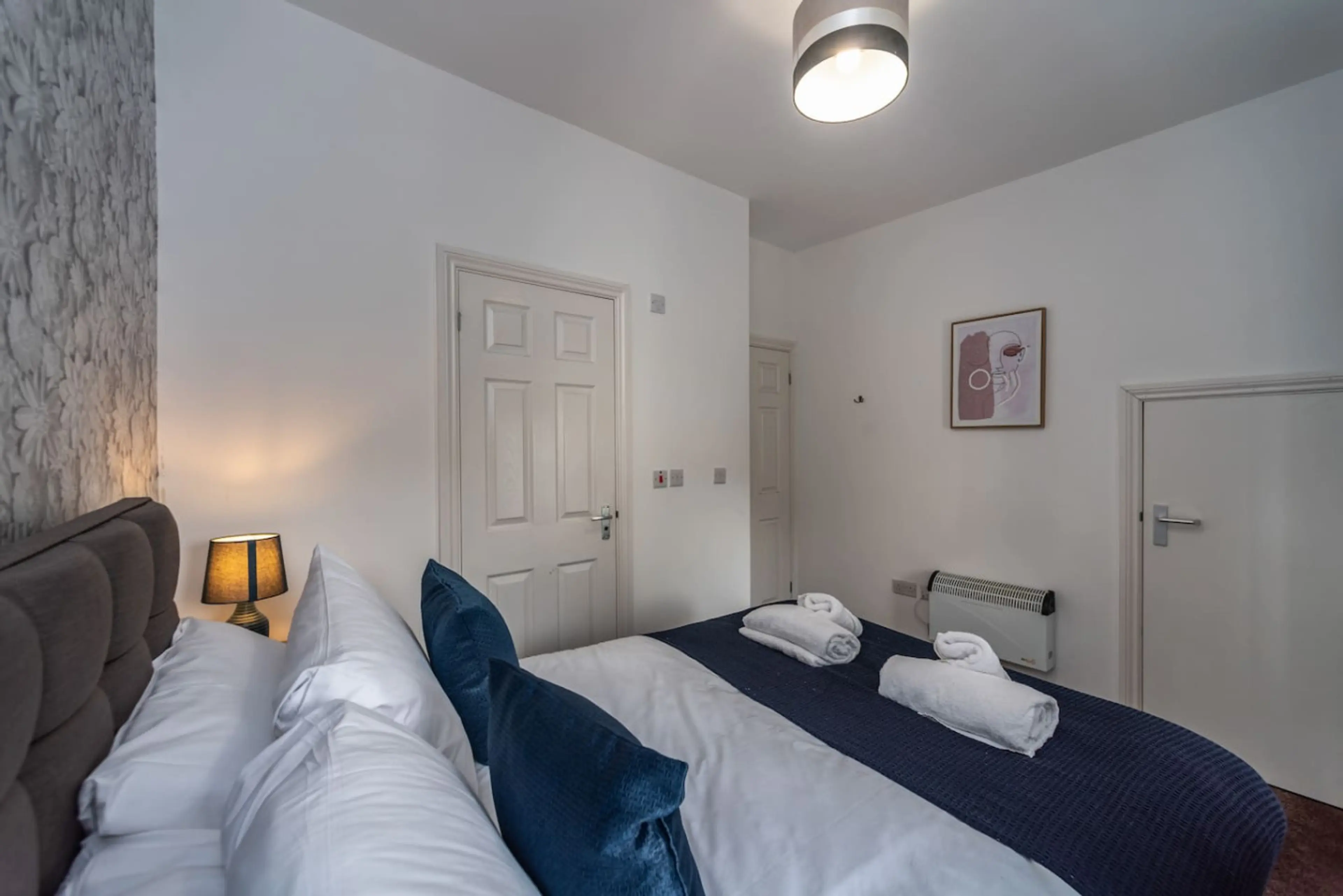 11 Croft - Room 1 - Image 14