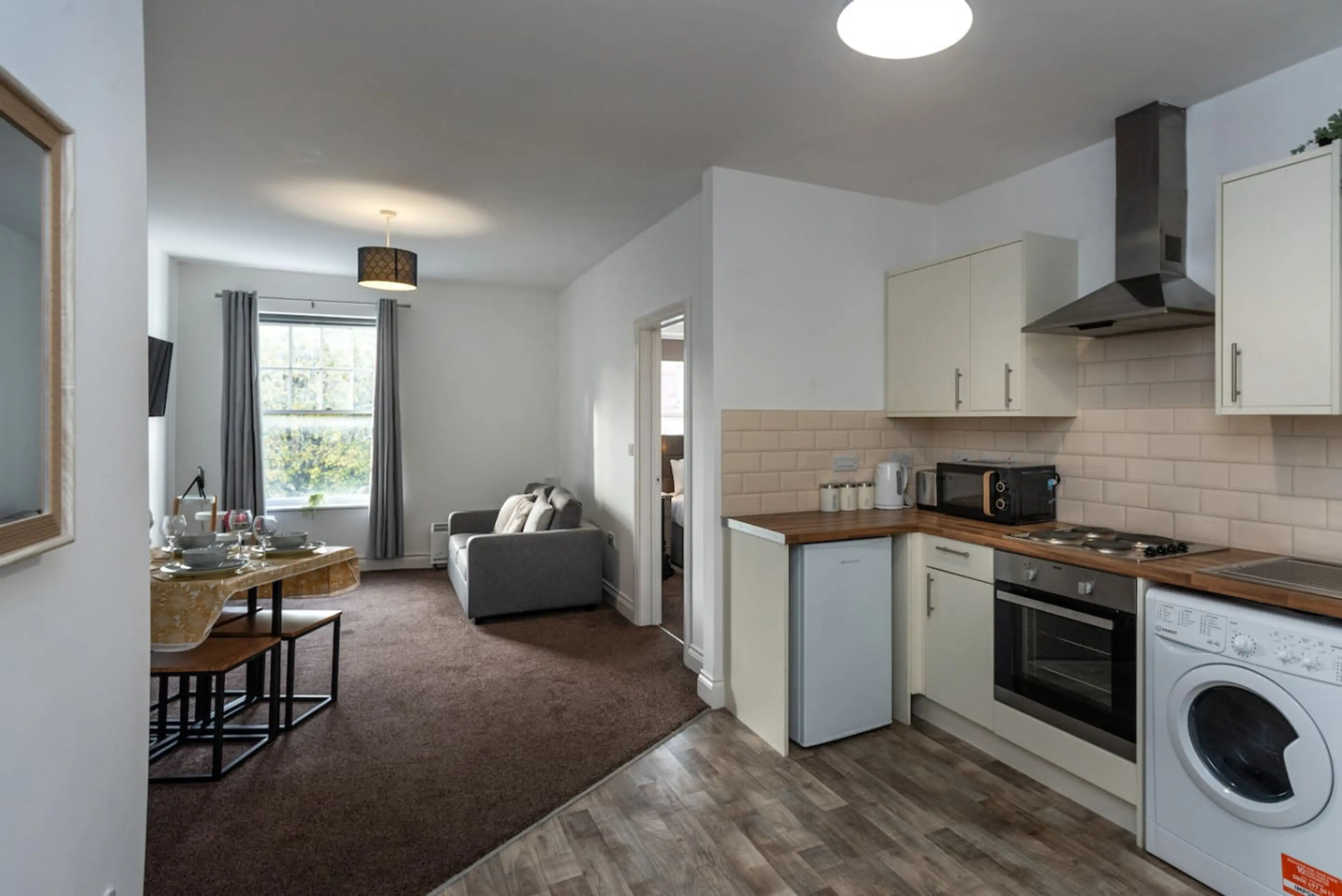 11 Croft - Room 3 - Image 6