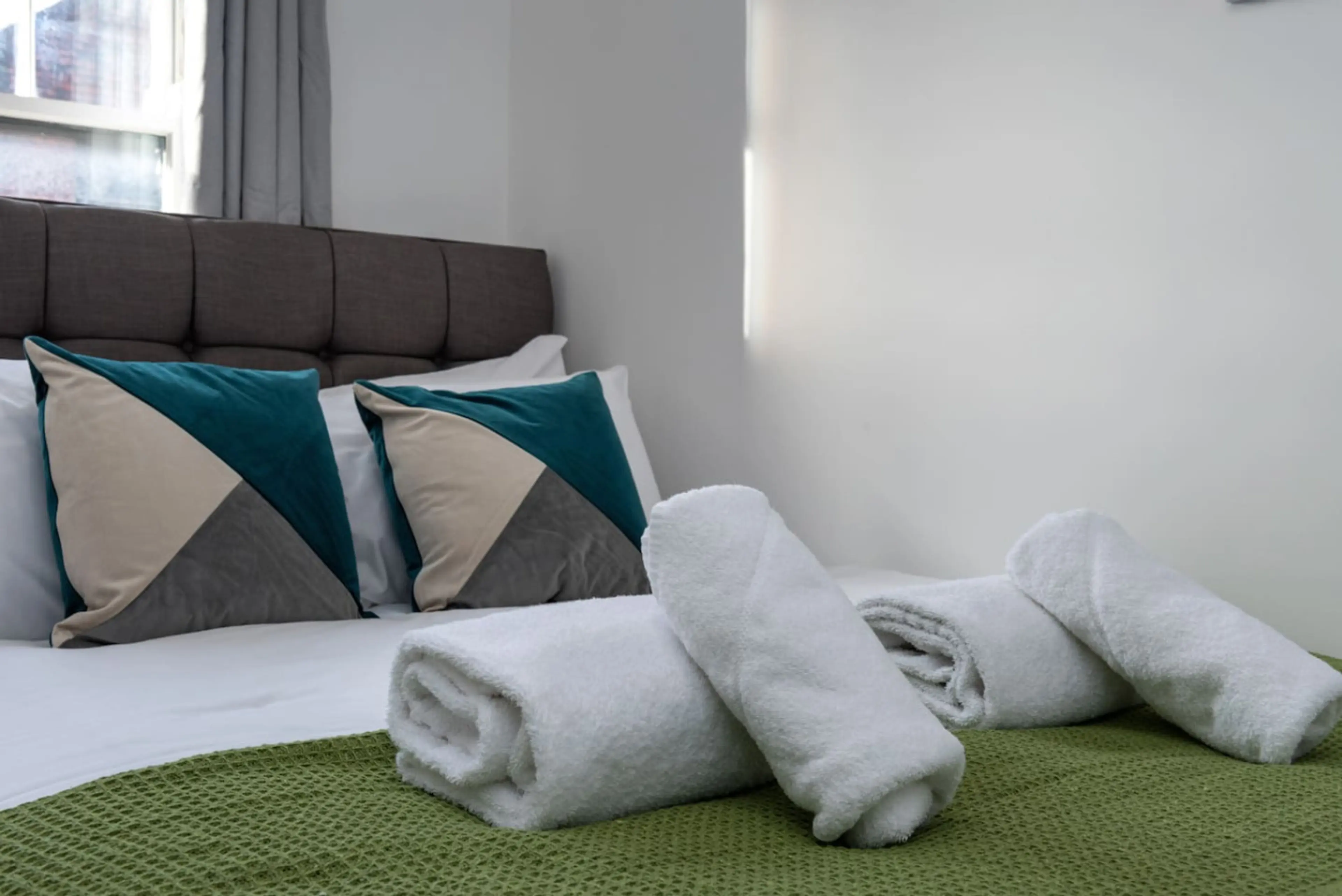 11 Croft - Room 3 - Image 20