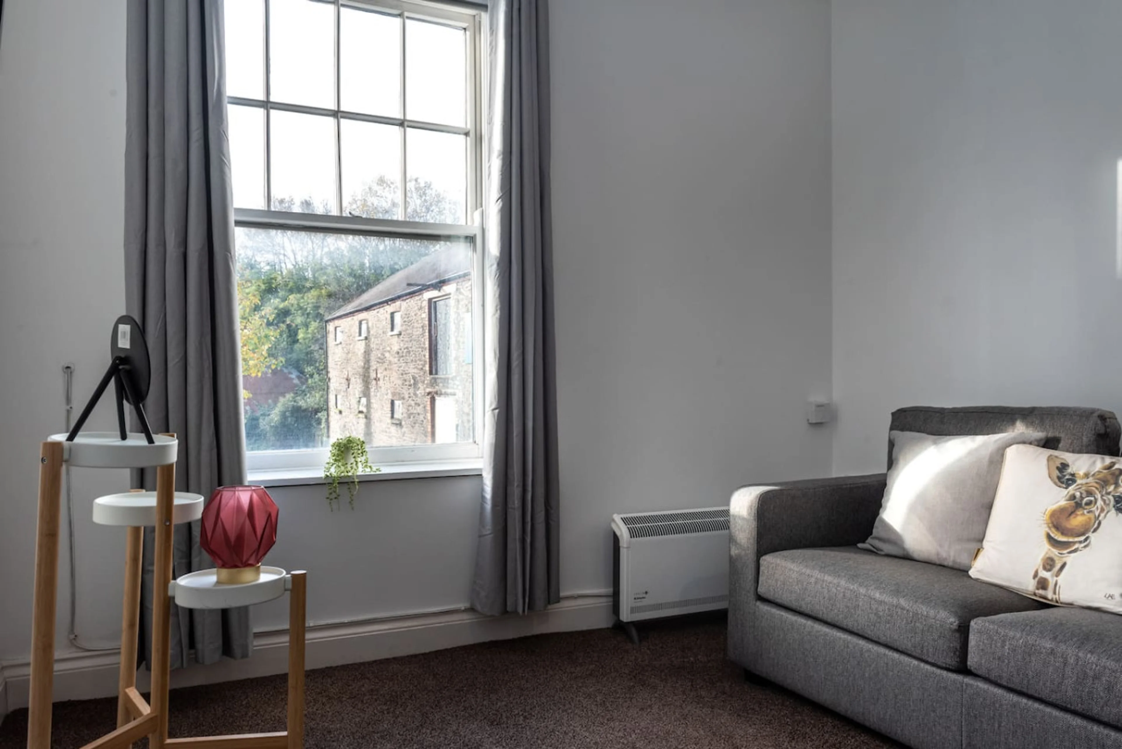 11 Croft - Room 3 - Main view