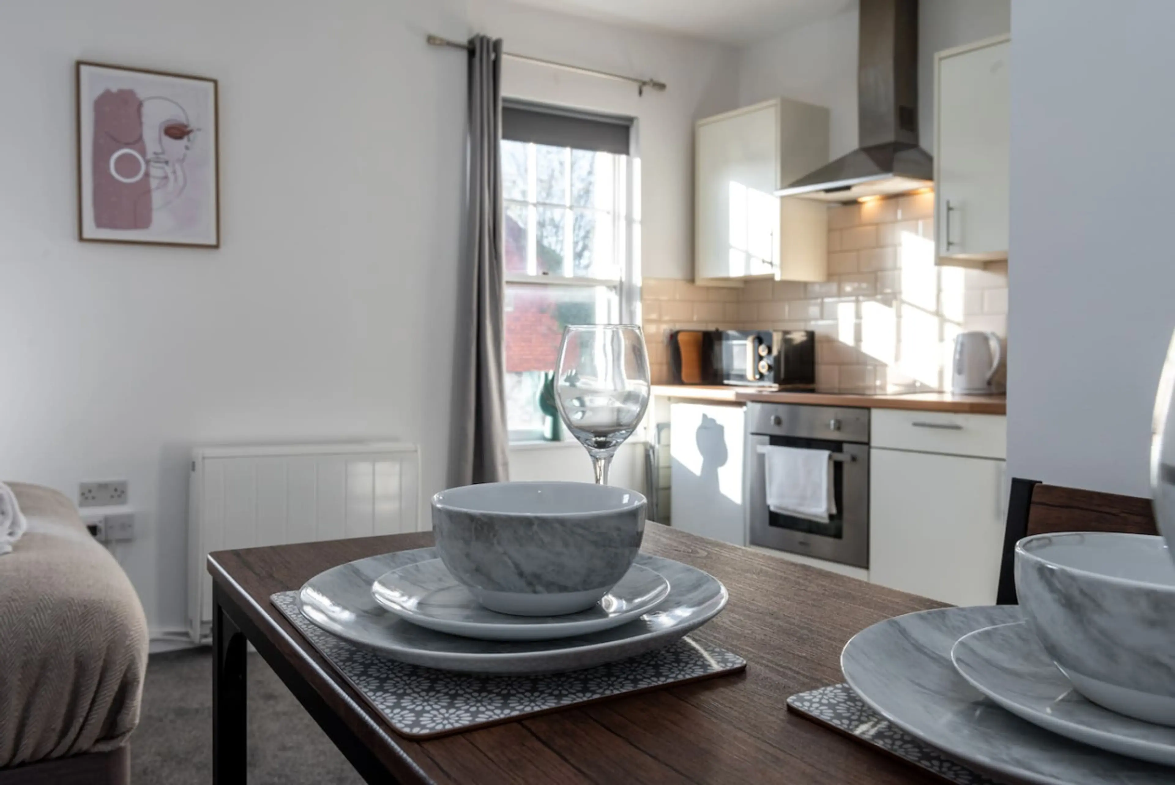 11 Croft - Room 6 - Image 4