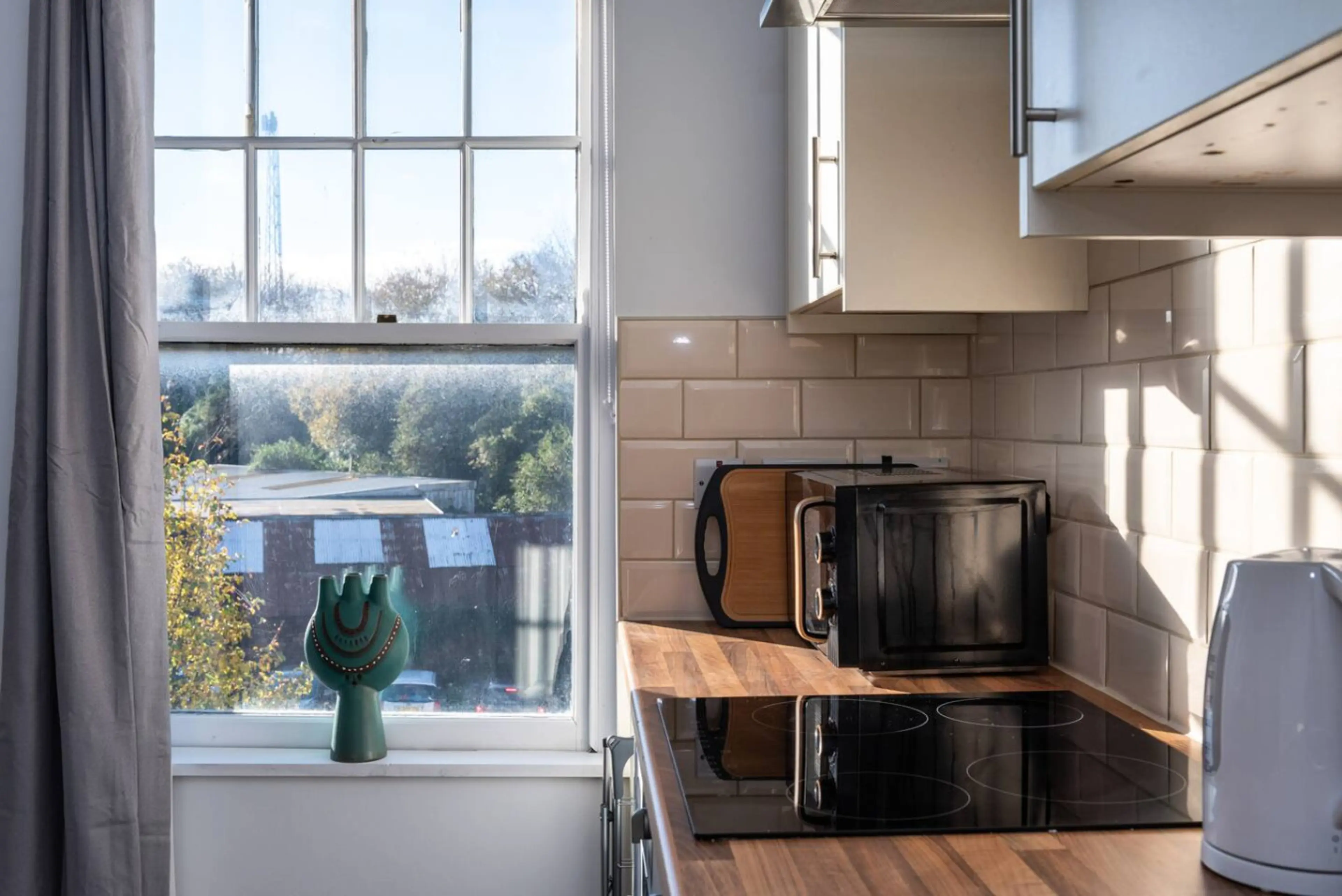 11 Croft - Room 6 - Image 17