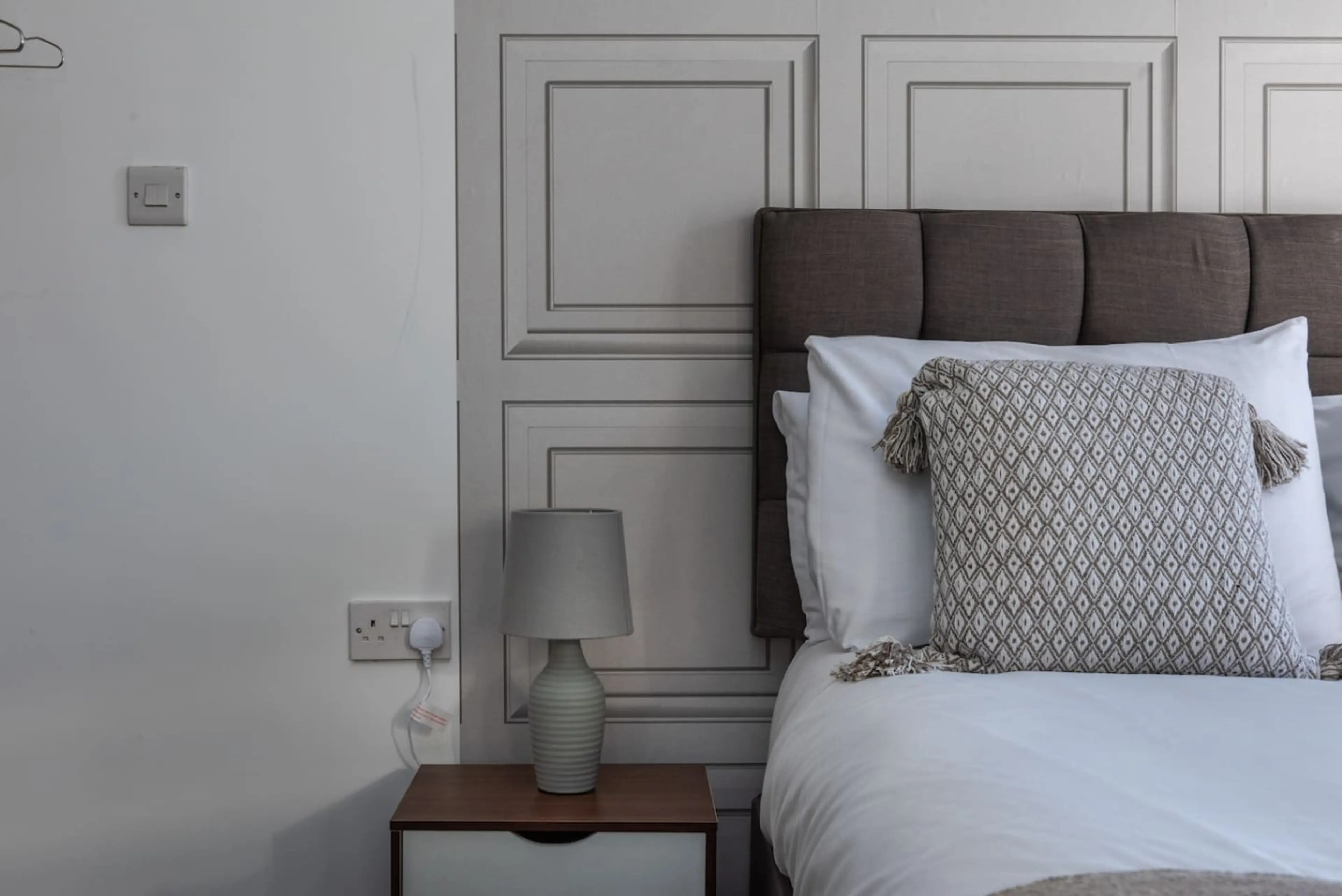 11 Croft - Room 6 - Image 19