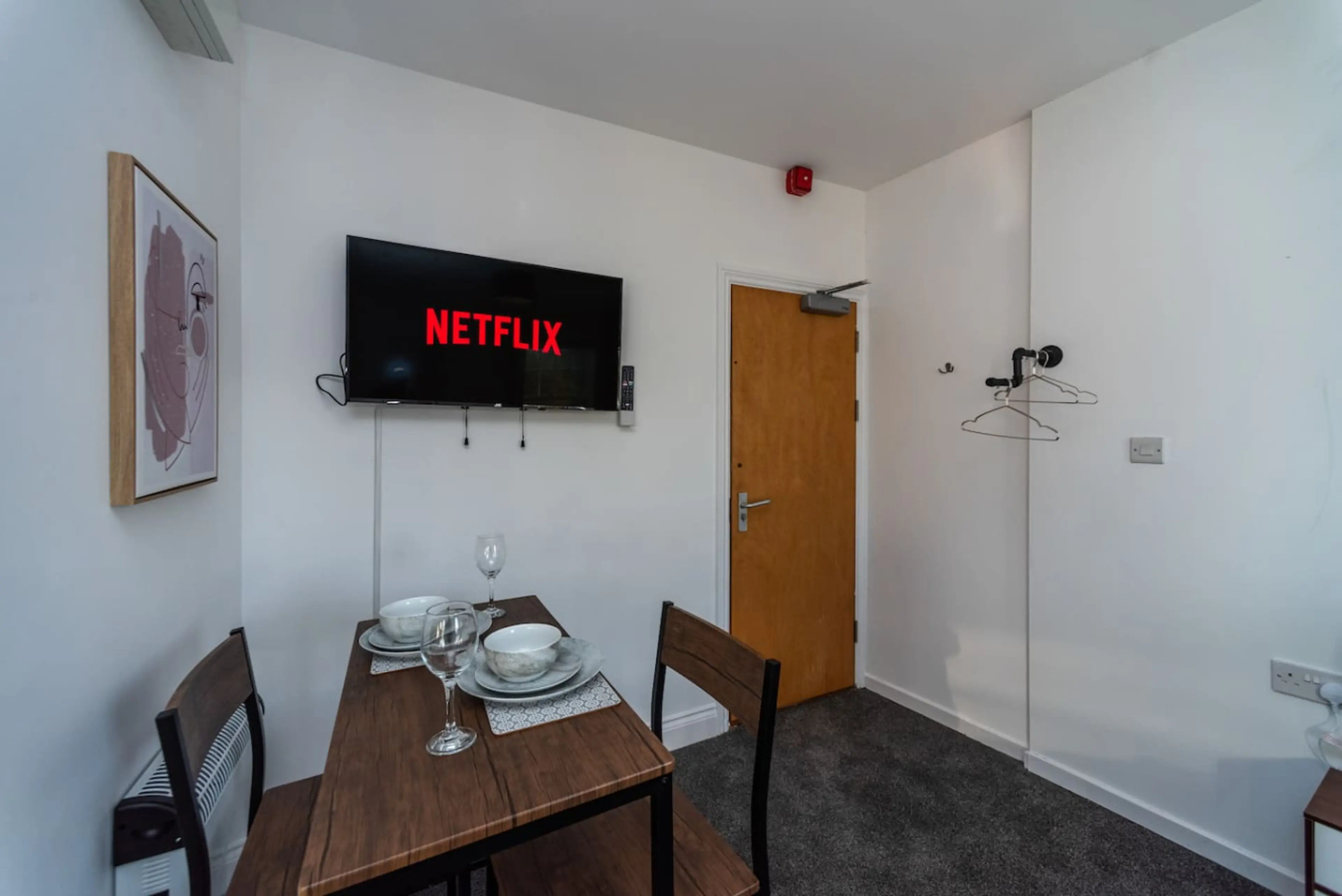 11 Croft - Room 6 - Image 16