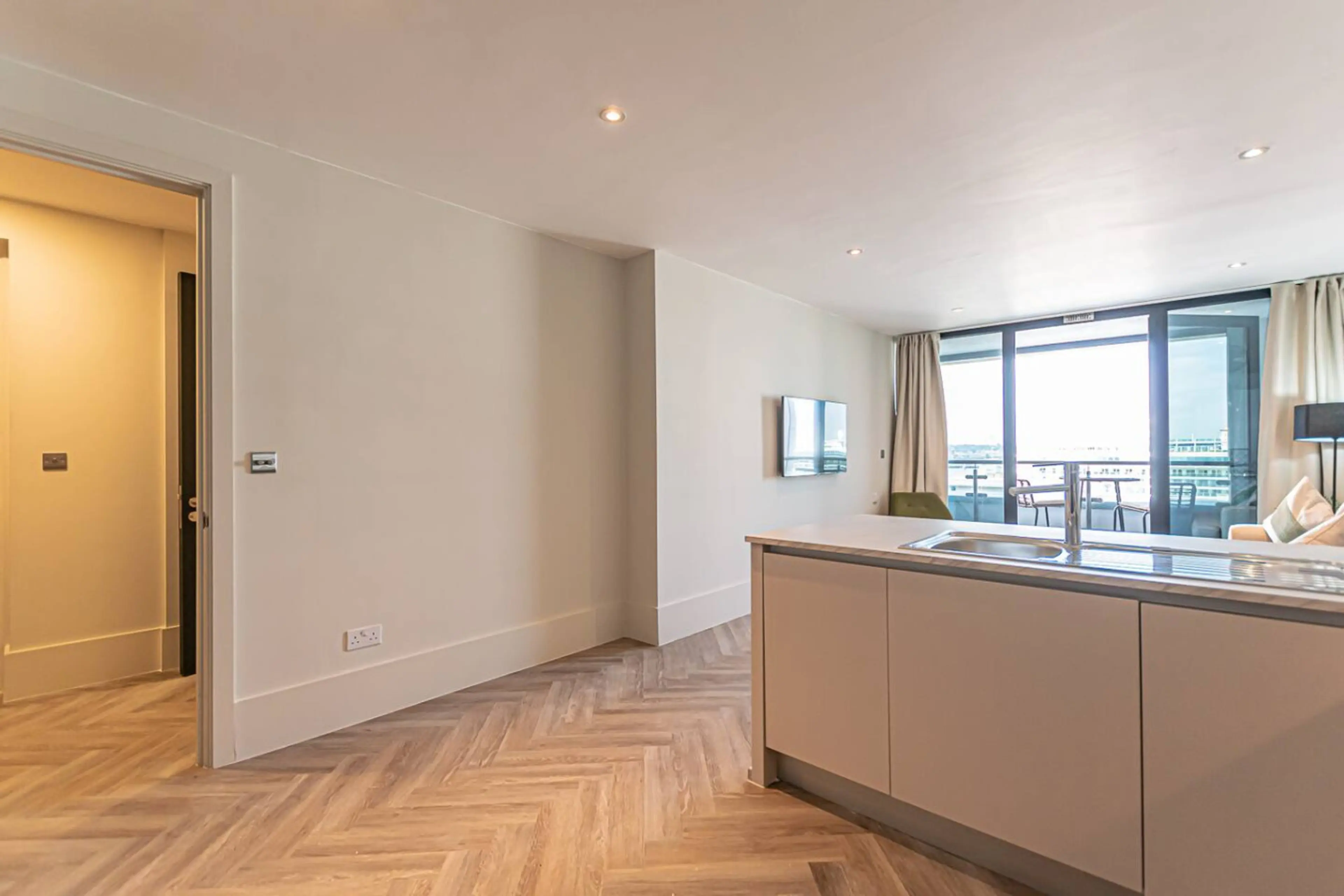 William Jessop Way - Room 26 - Image 7