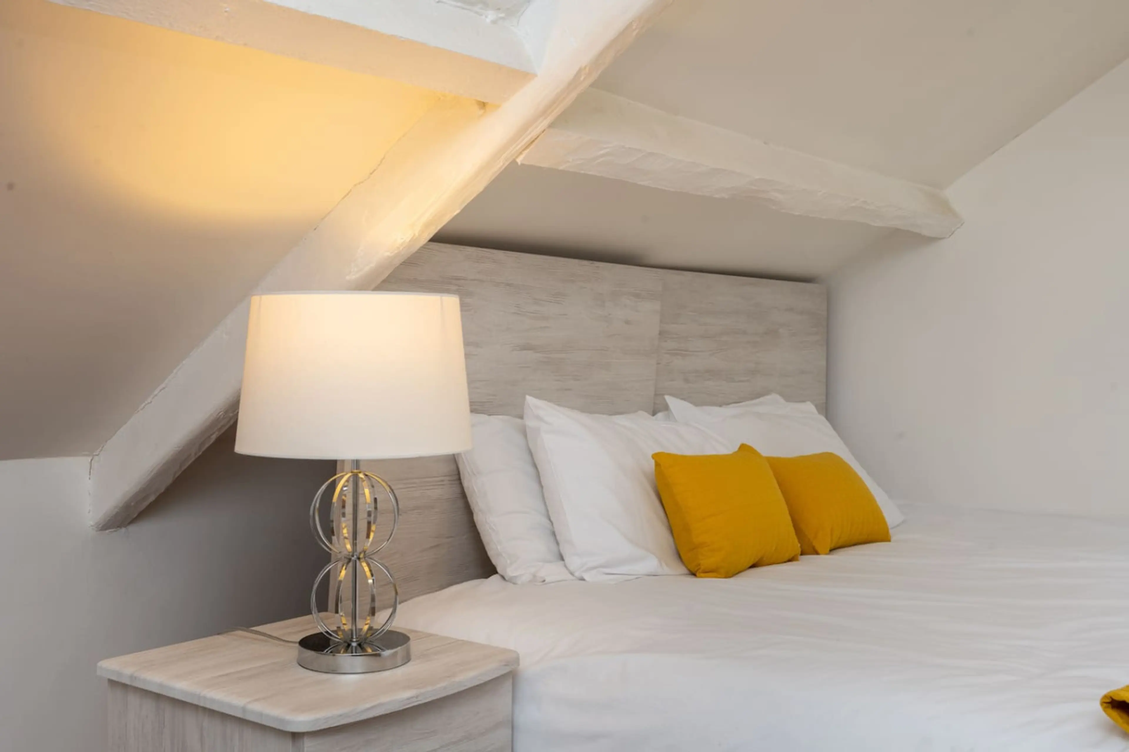 1391 Neath Road - Flat 3 - Image 19