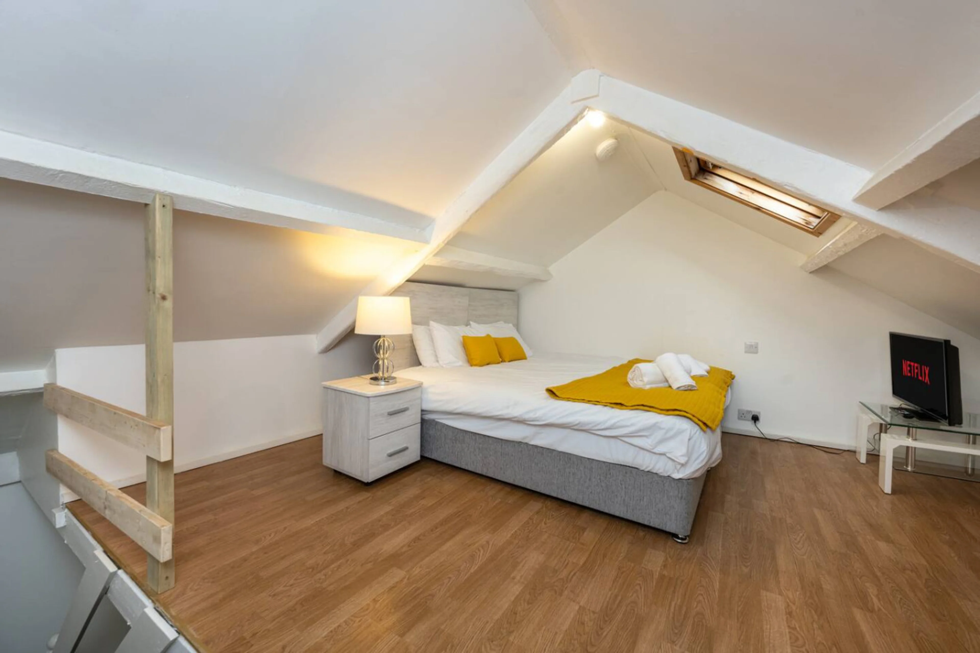 1391 Neath Road - Flat 3 - View 3