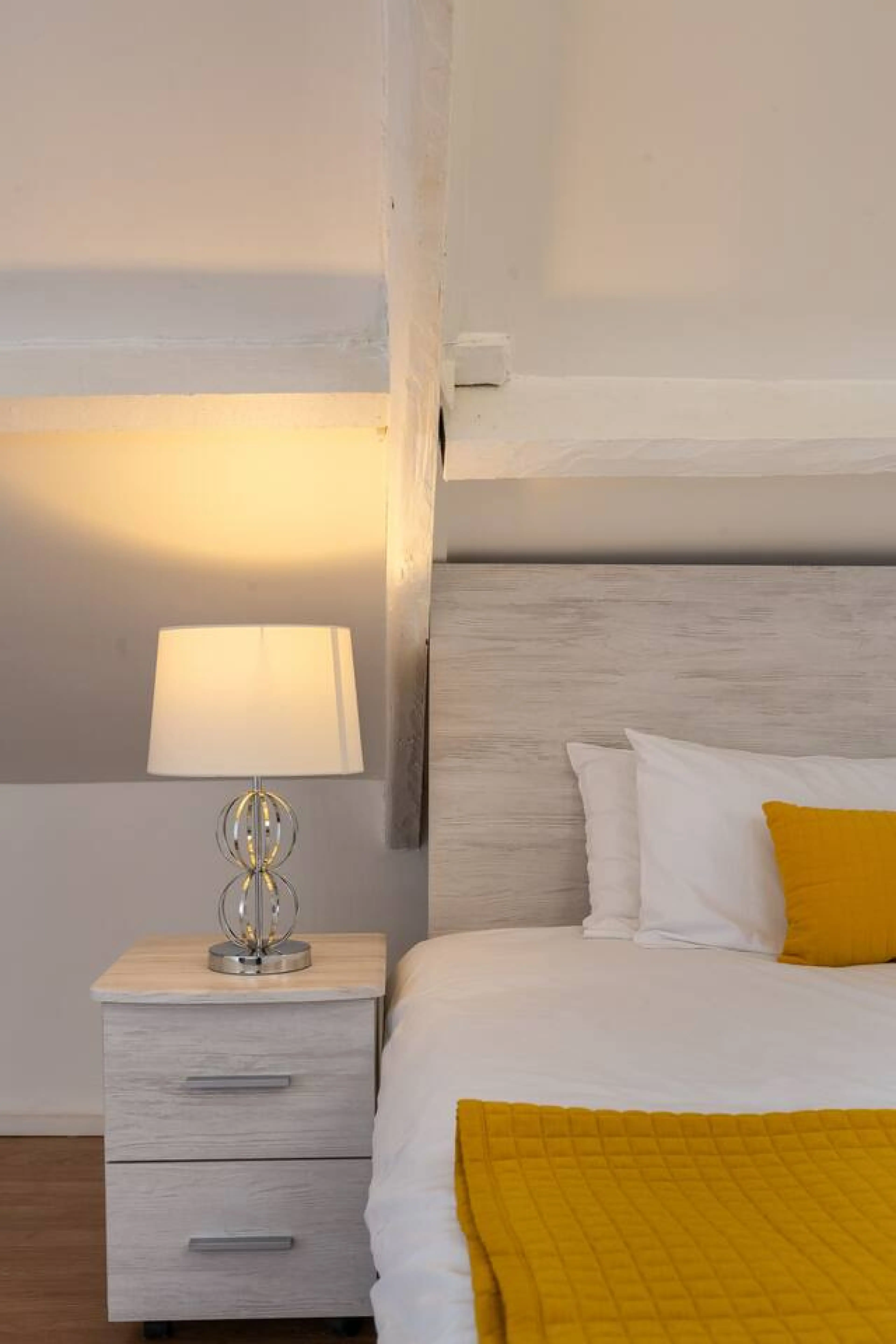 1391 Neath Road - Flat 3 - Image 10