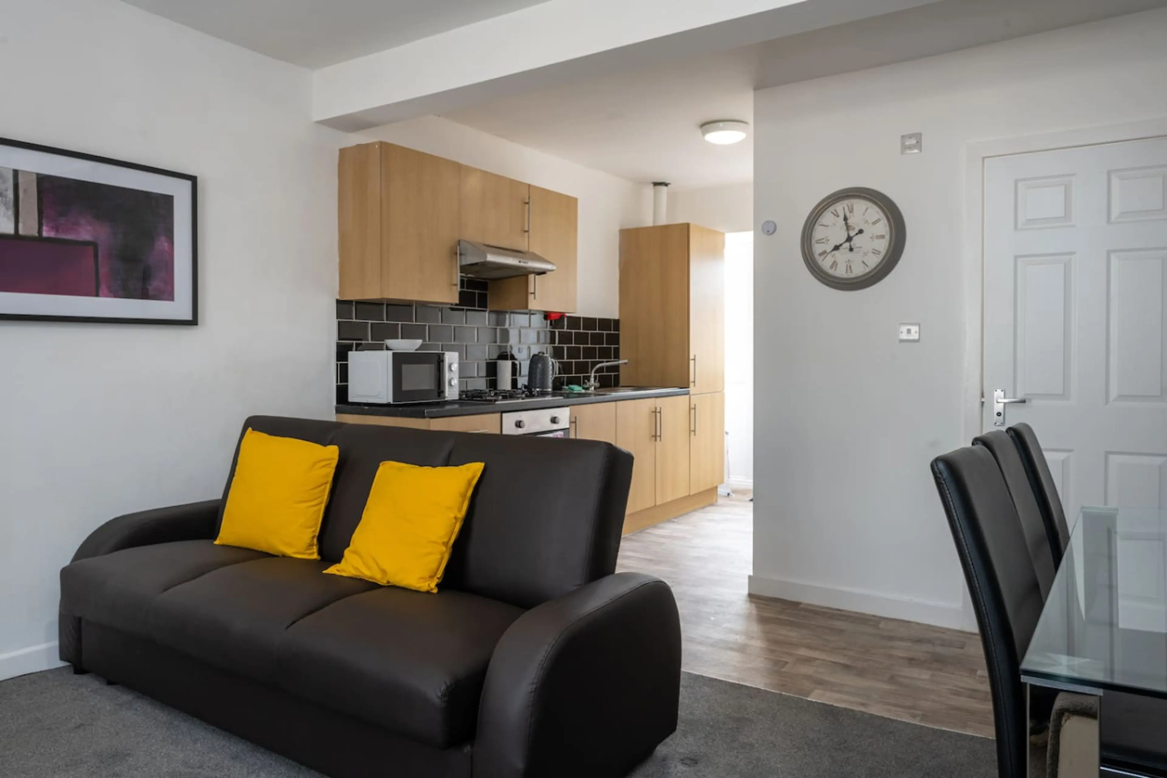 1391 Neath Road - Flat 3 - Image 21