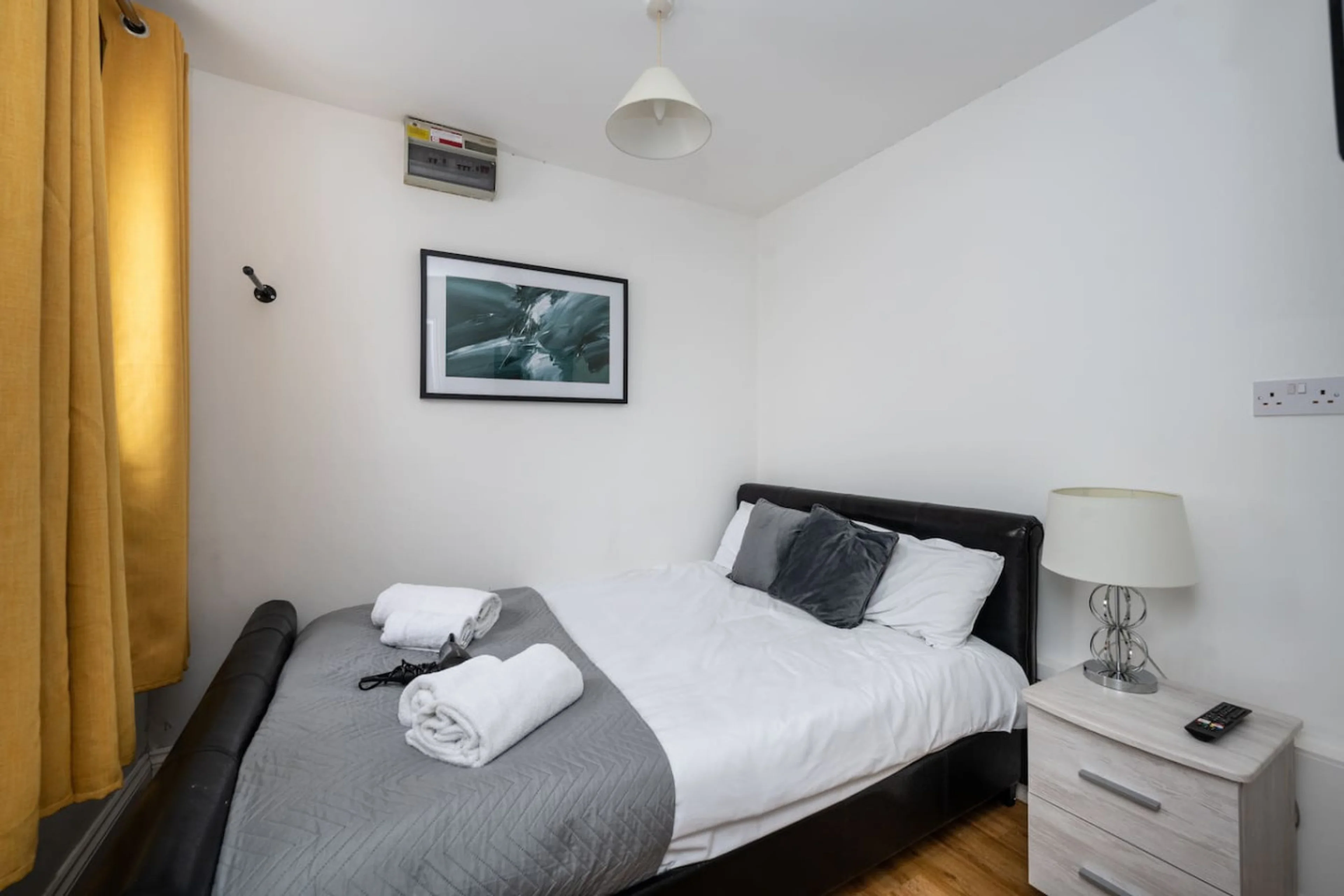 1391 Neath Road - Flat 1 - View 4
