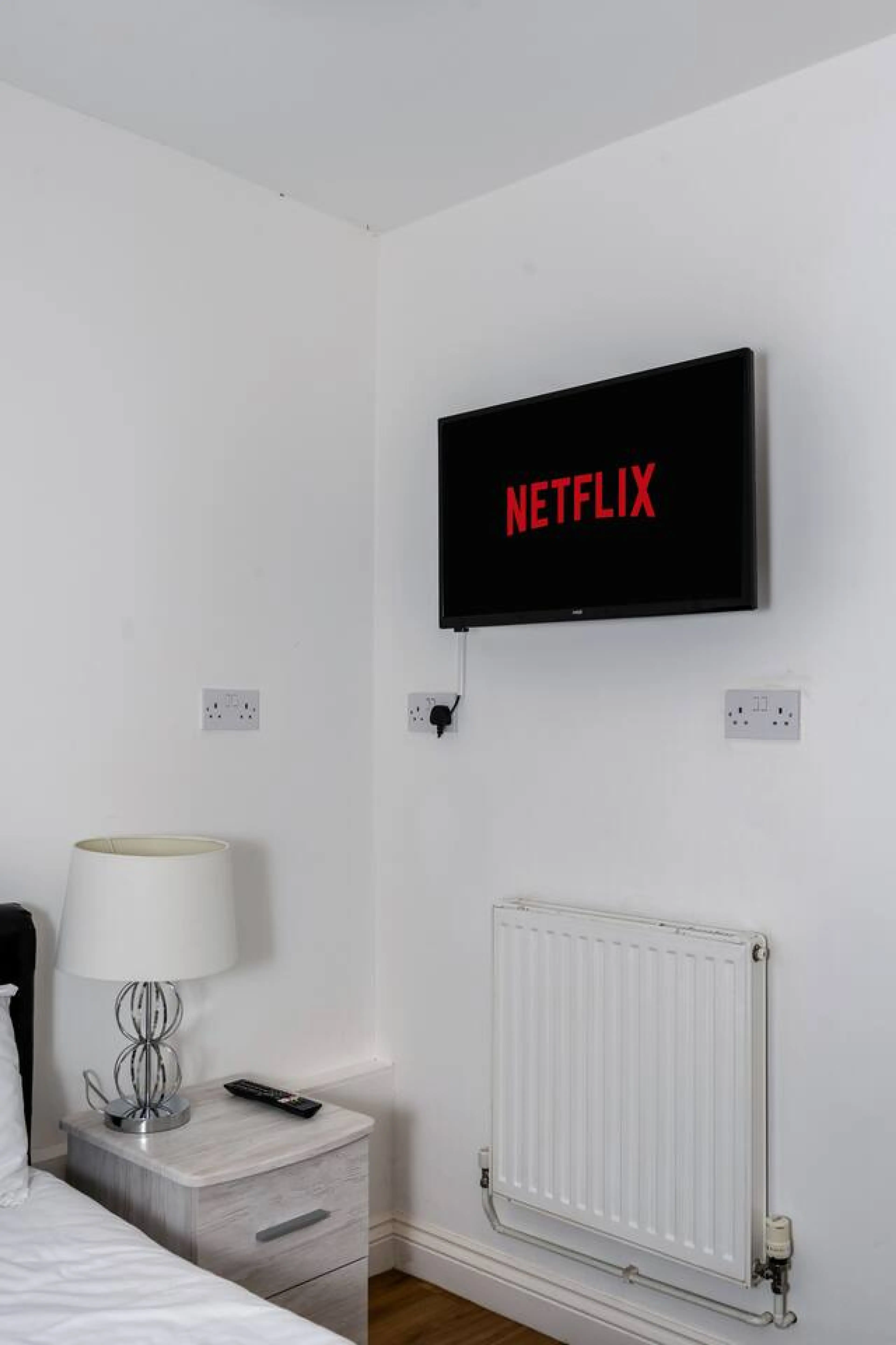 1391 Neath Road - Flat 1 - Image 20