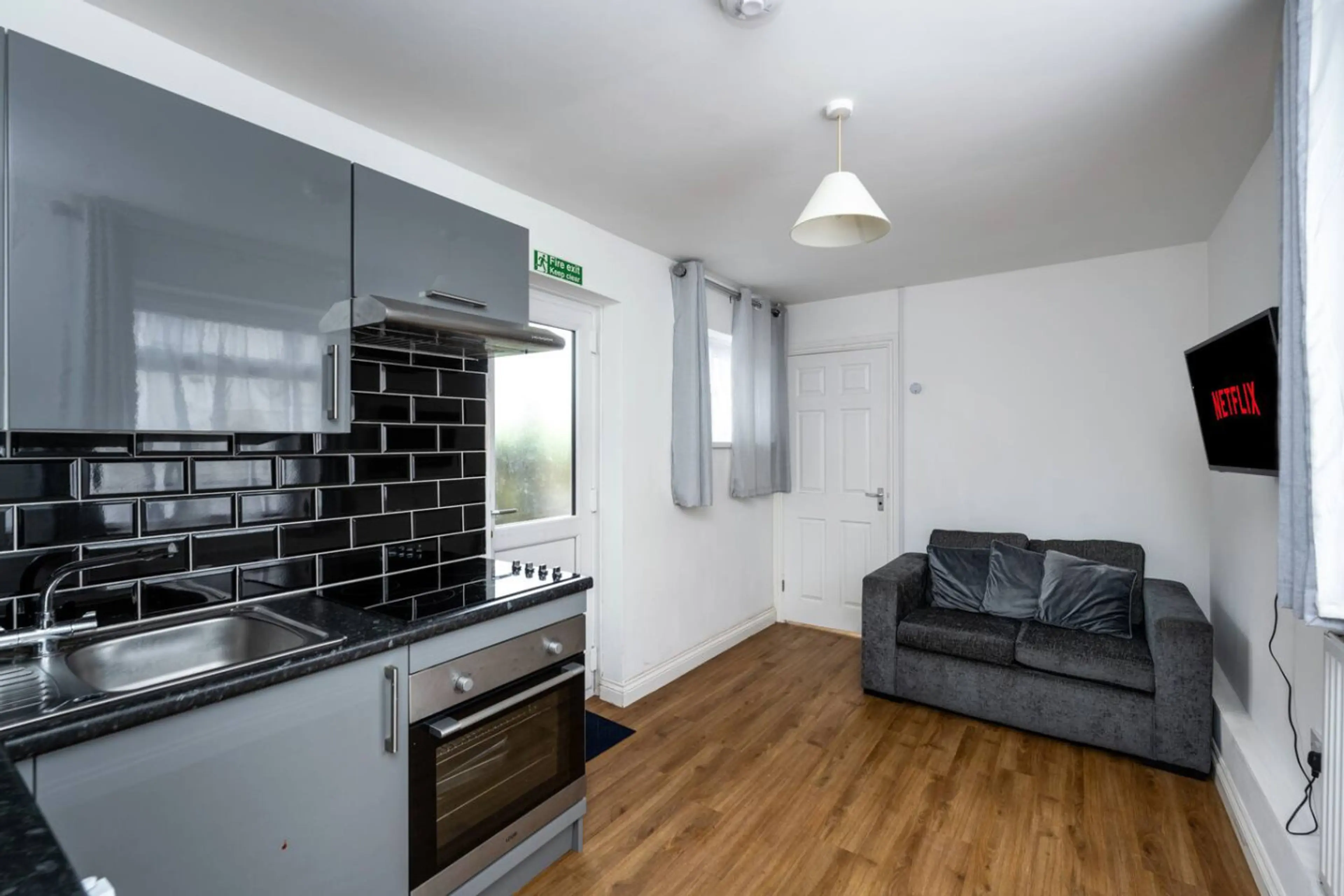 1391 Neath Road - Flat 1 - Image 15