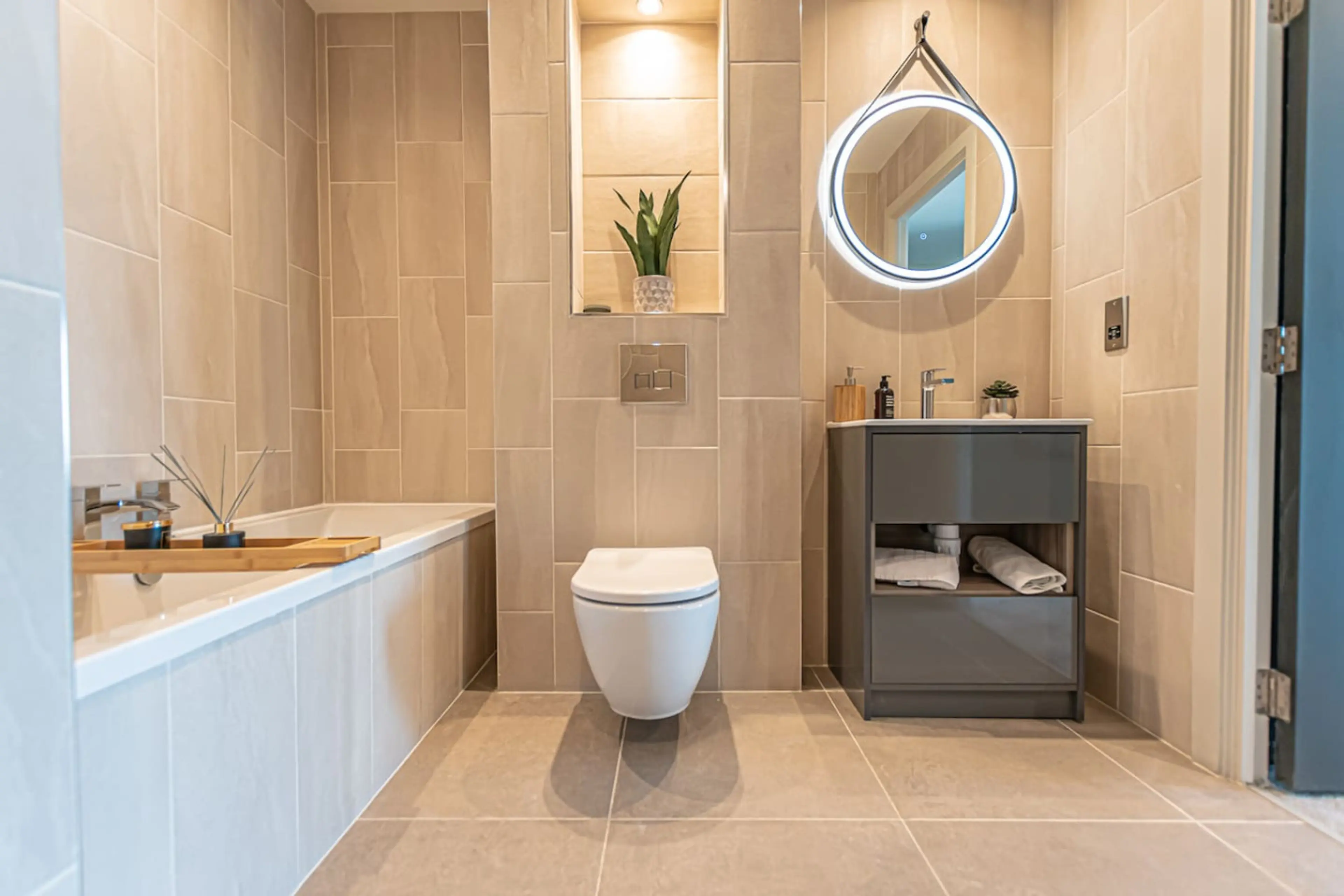 William Jessop Way - Room 47 - Image 26