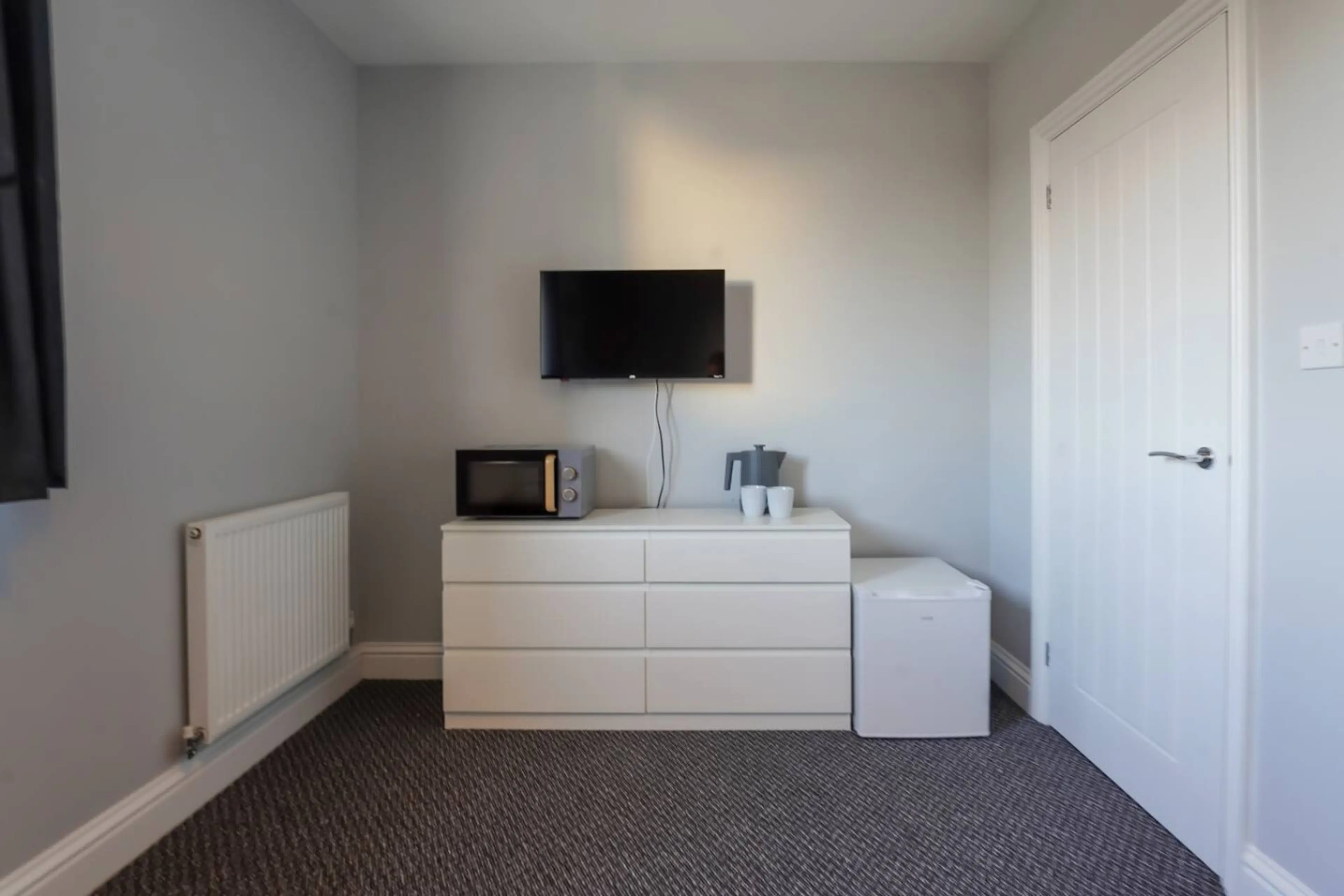 156 Station Road Room 7 - Image 8