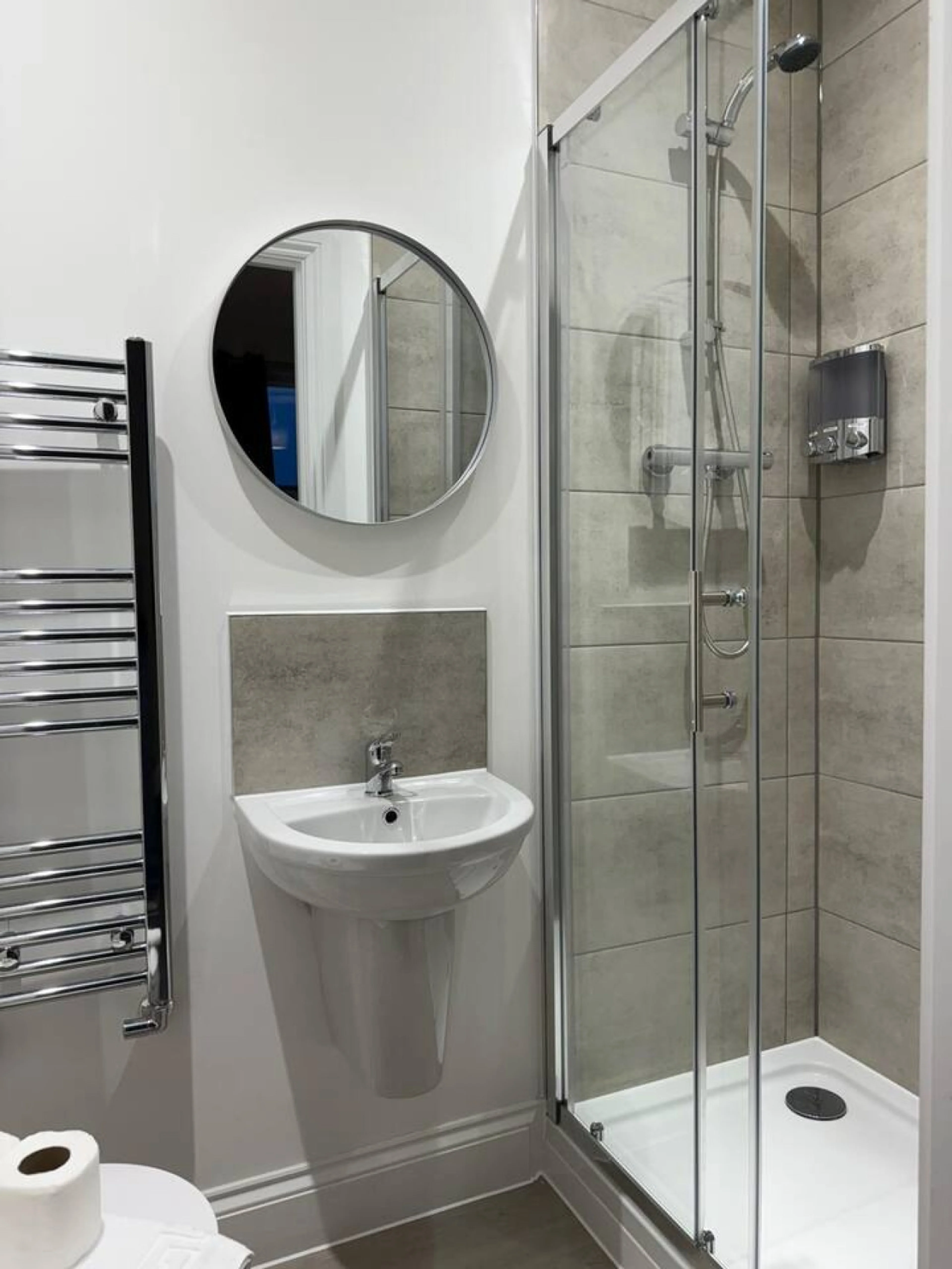 156 Station Road Room 7 - View 3