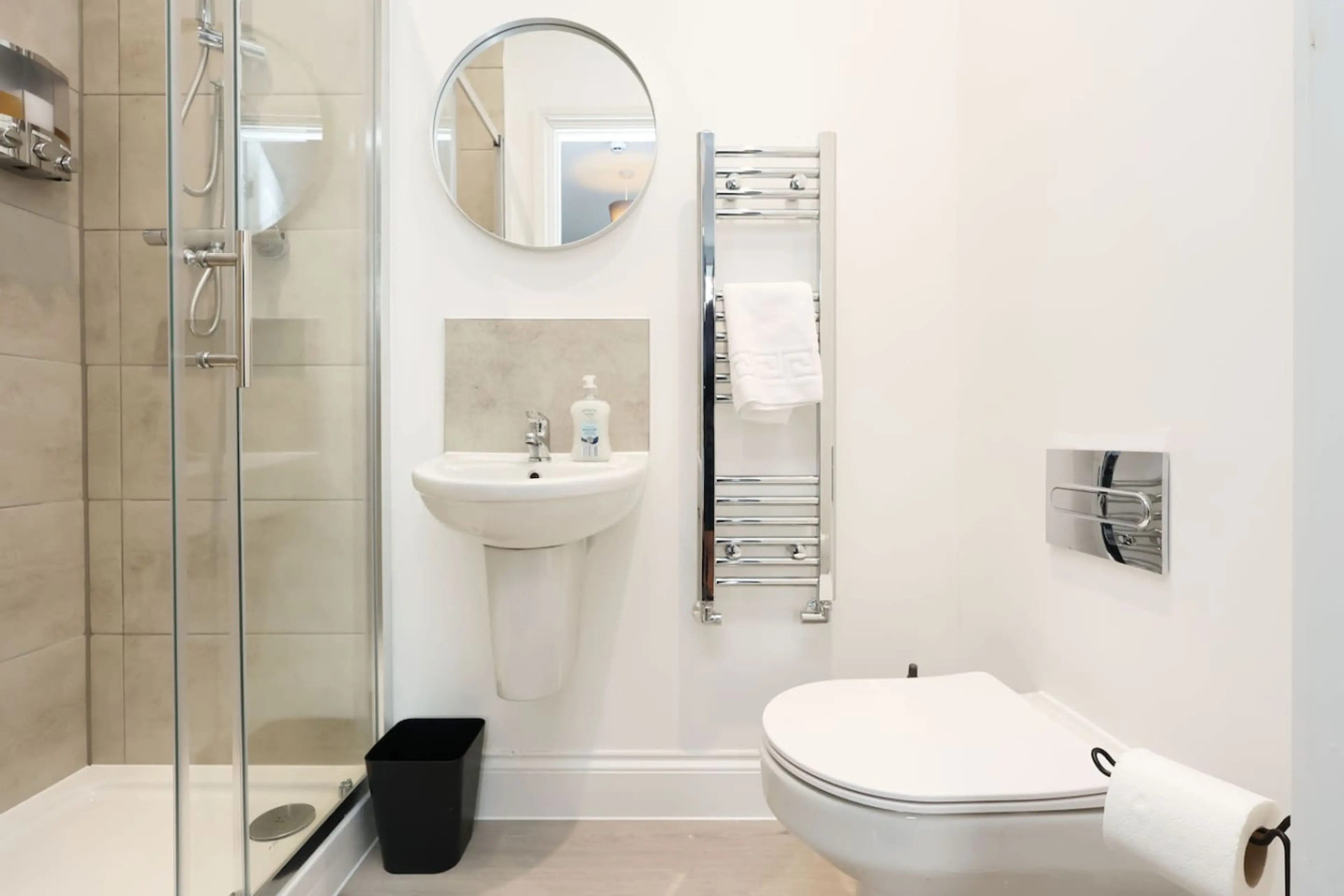 156 Station Road Room 4 - Image 15