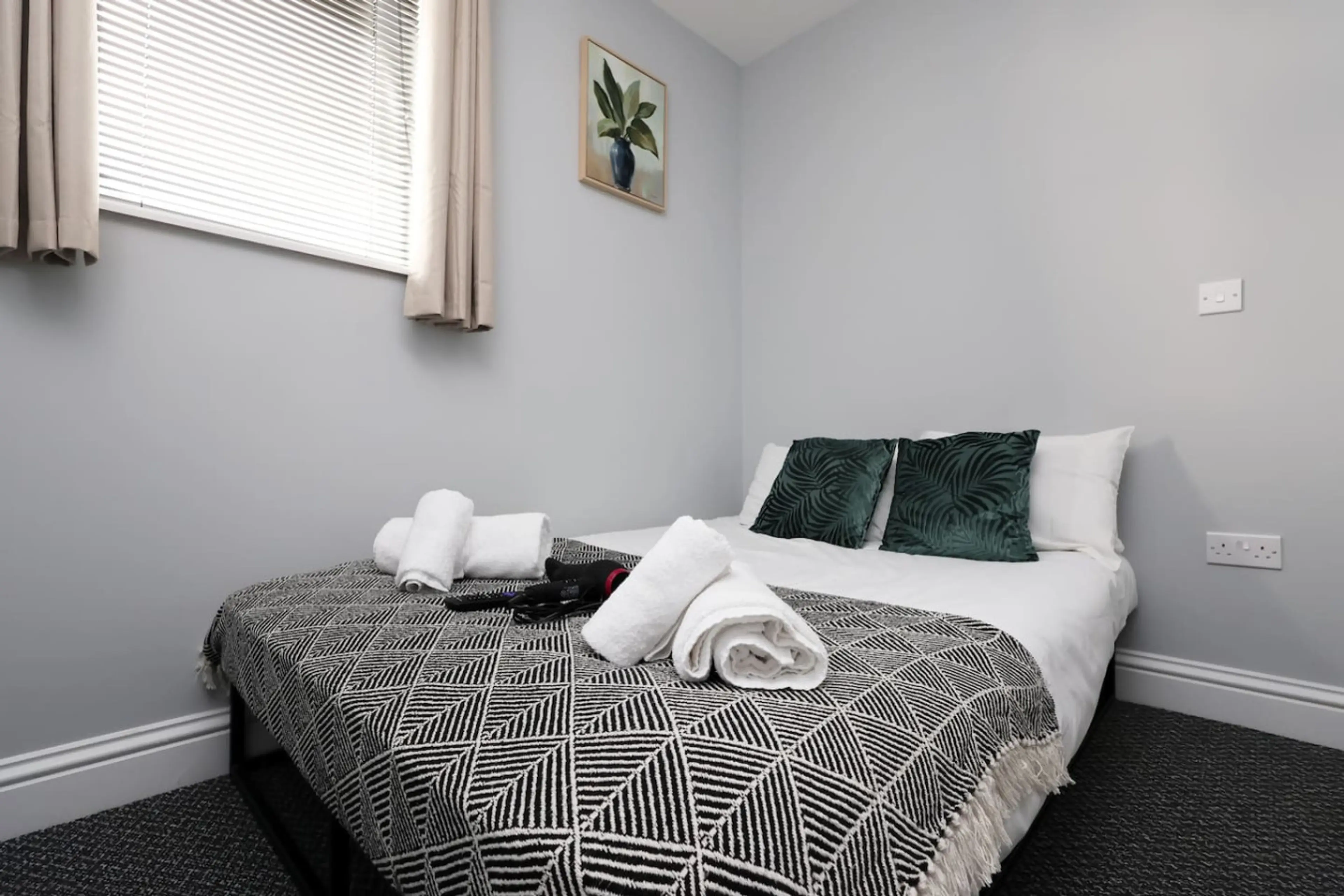 156 Station Road Room 3 - Image 10