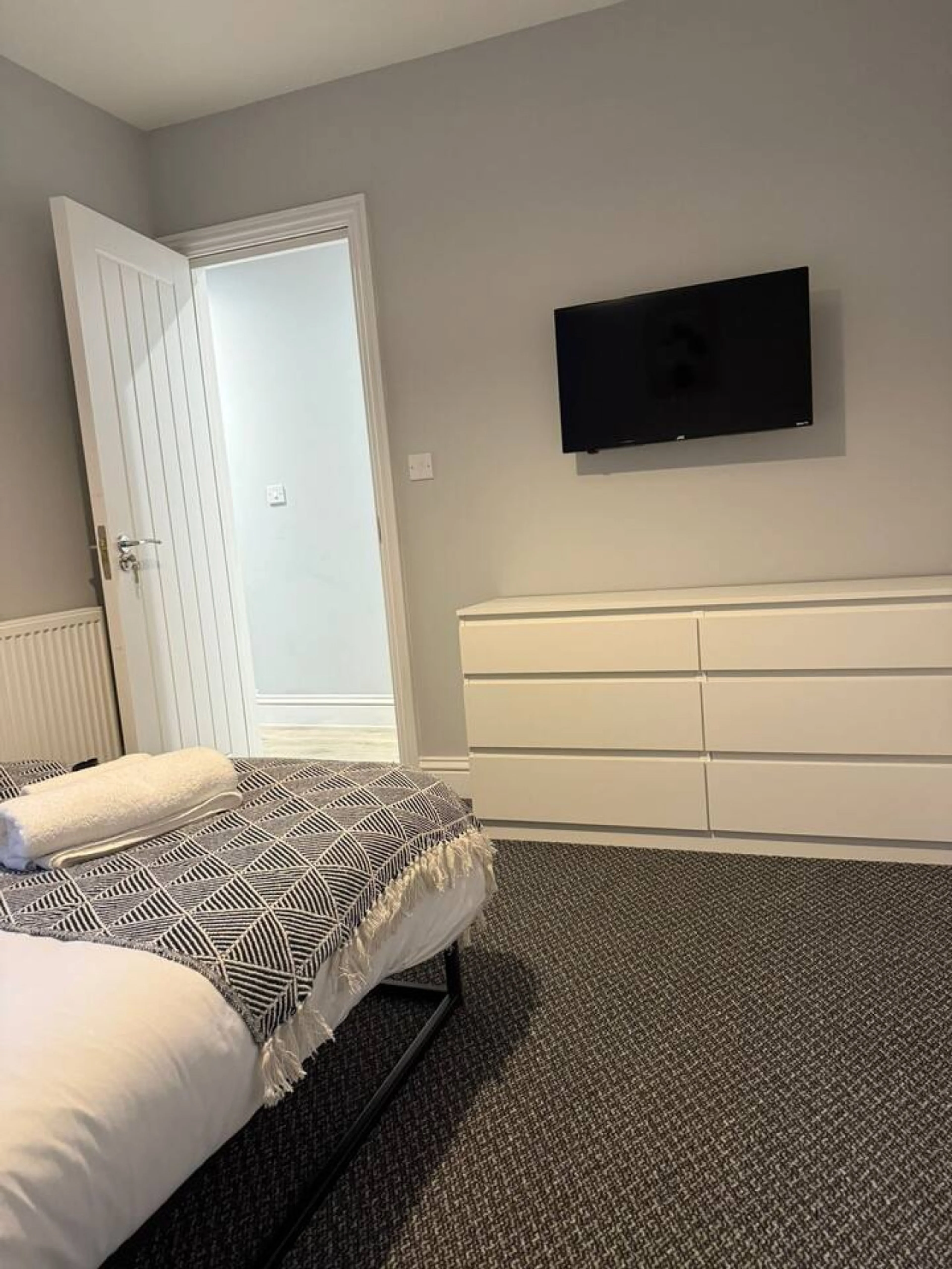 156 Station Road Flat 1 - View 2