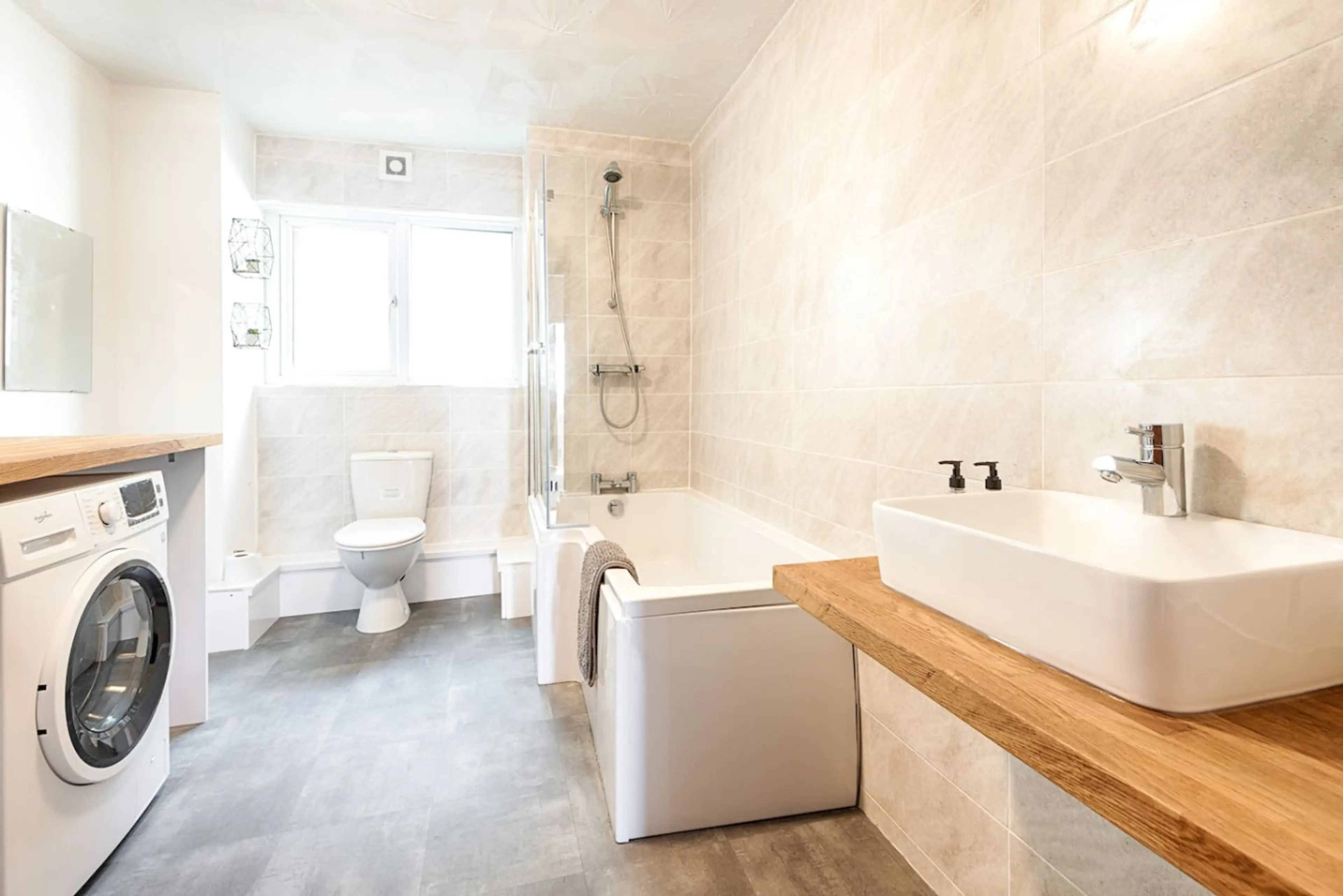 343 Neath Rd - Image 8