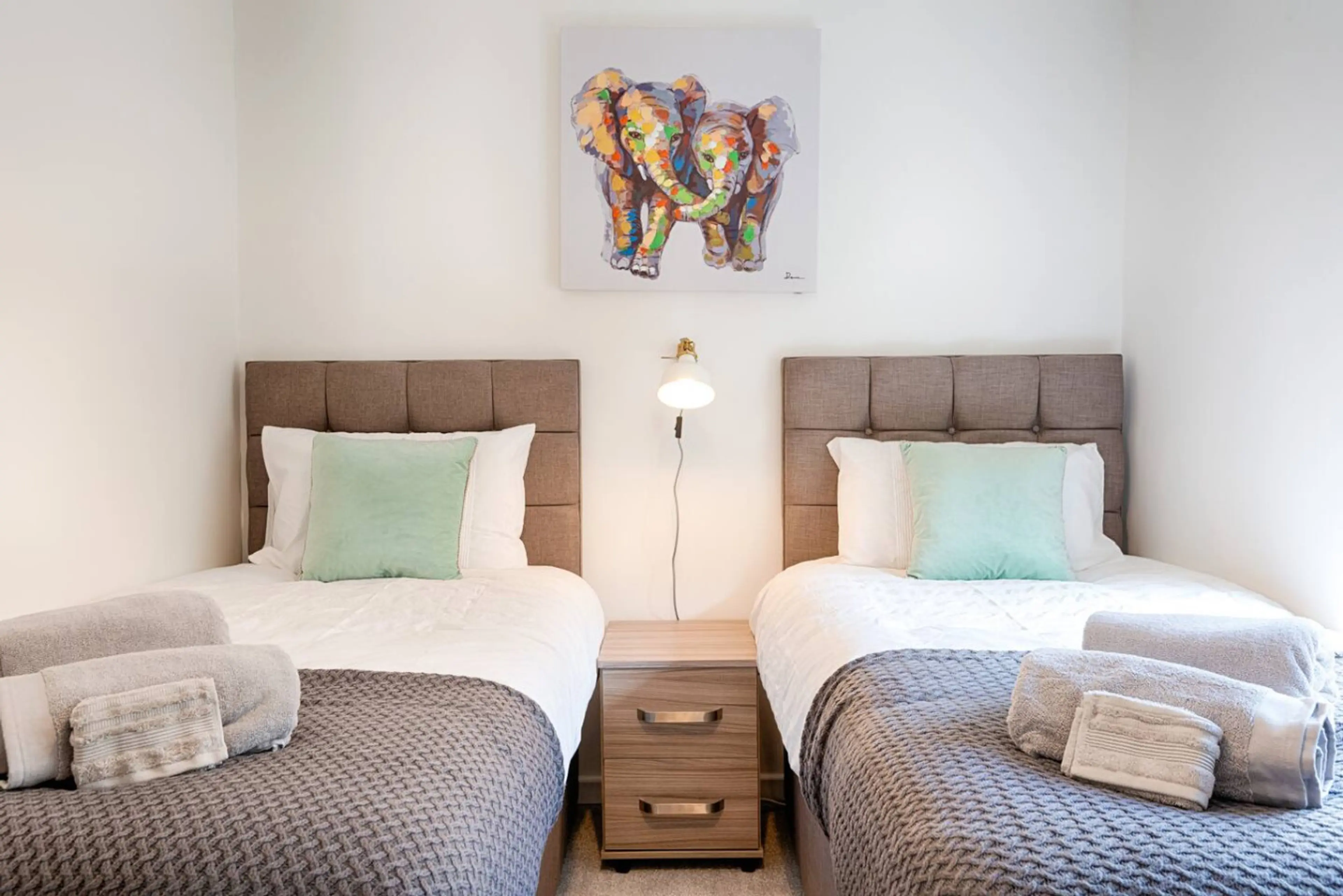 343 Neath Rd - Image 6