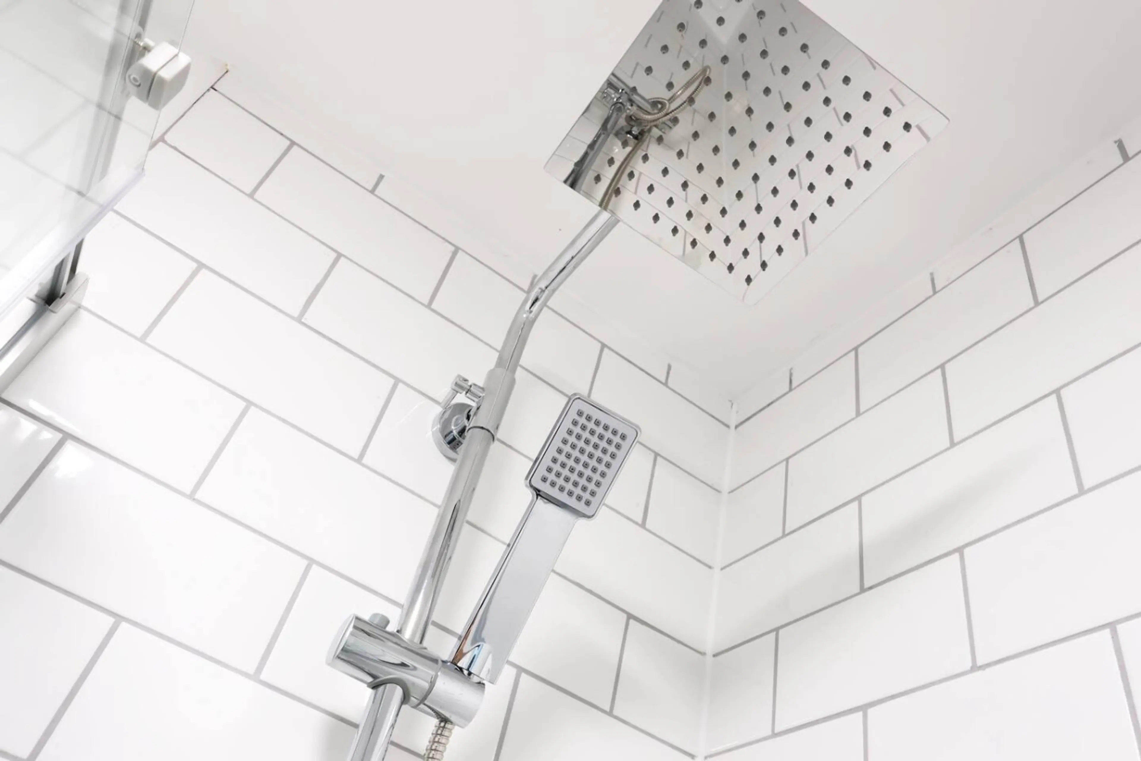 The New Lodge - Room 11 - Image 19