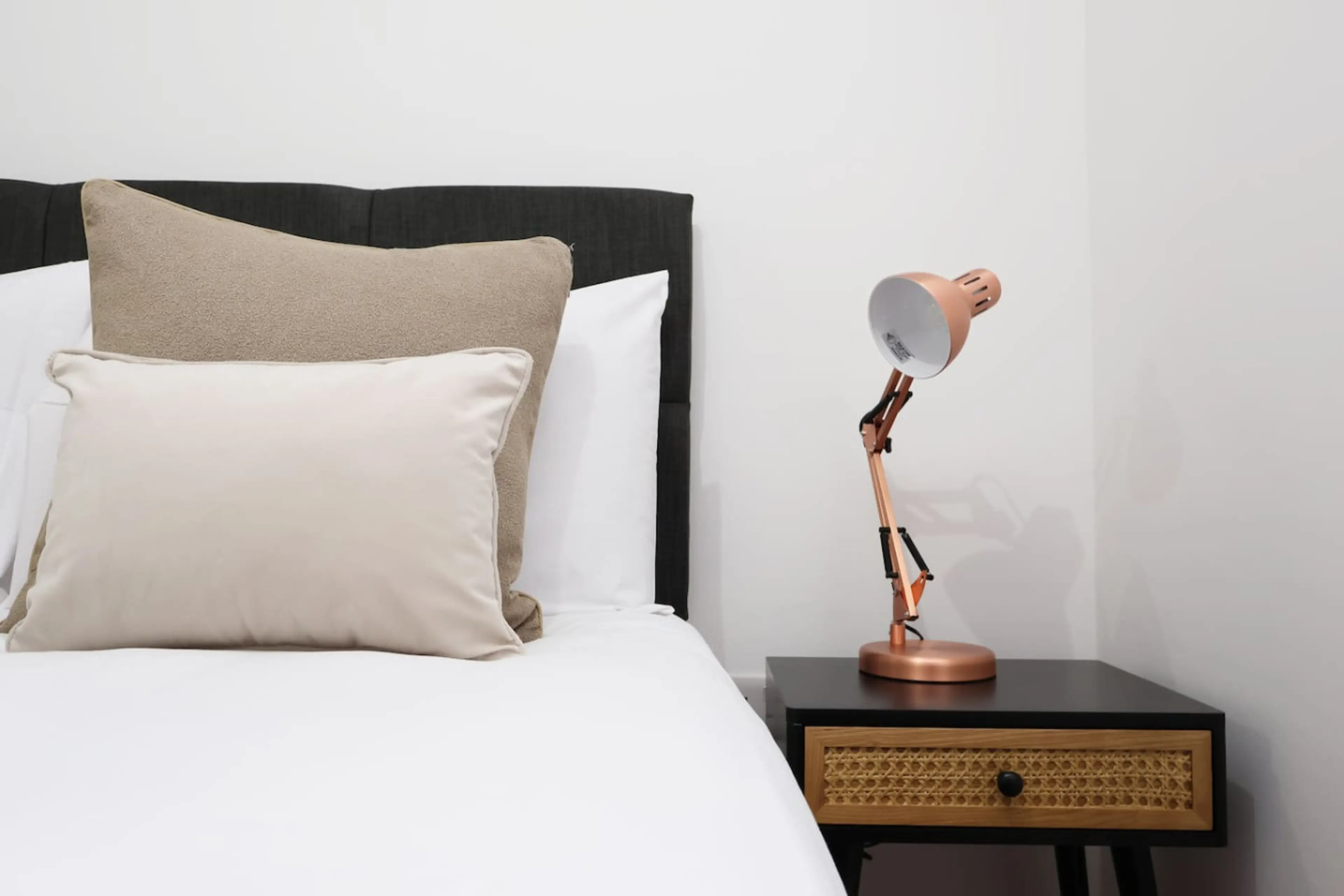 The New Lodge - Room 11 - Image 6