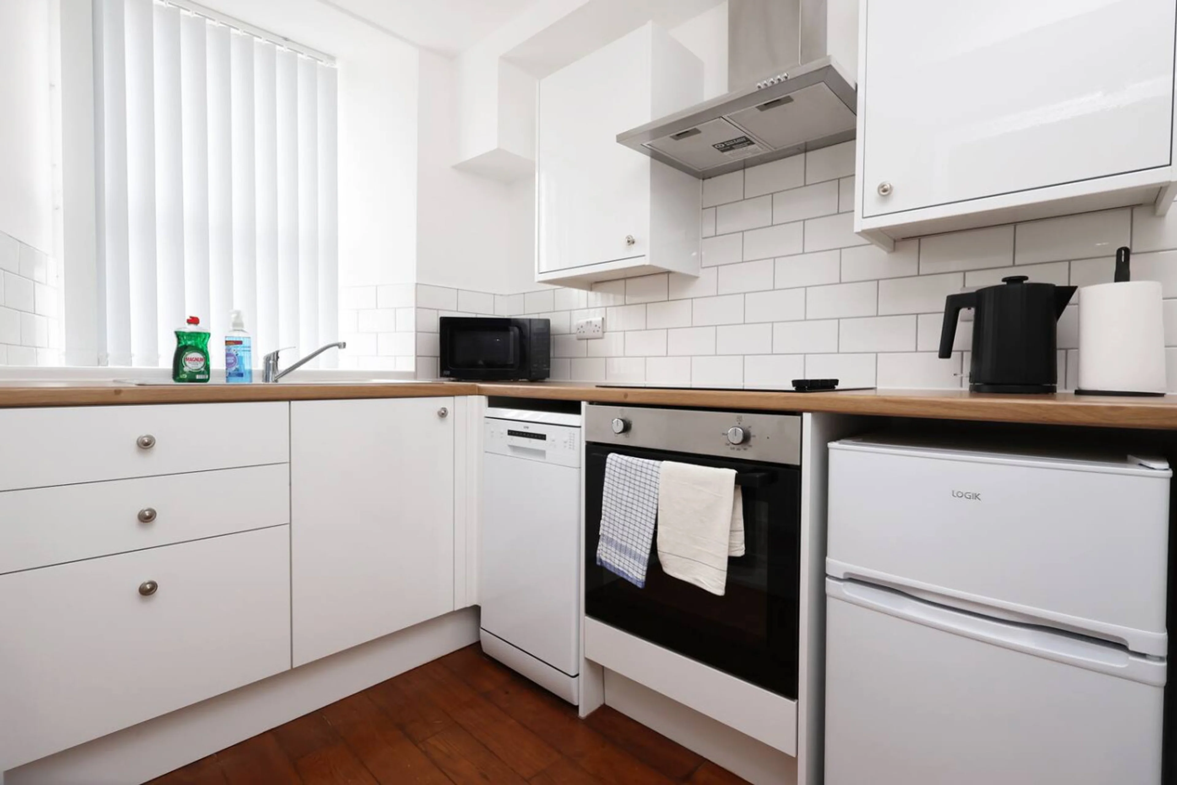 The New Lodge - Room 11 - View 3