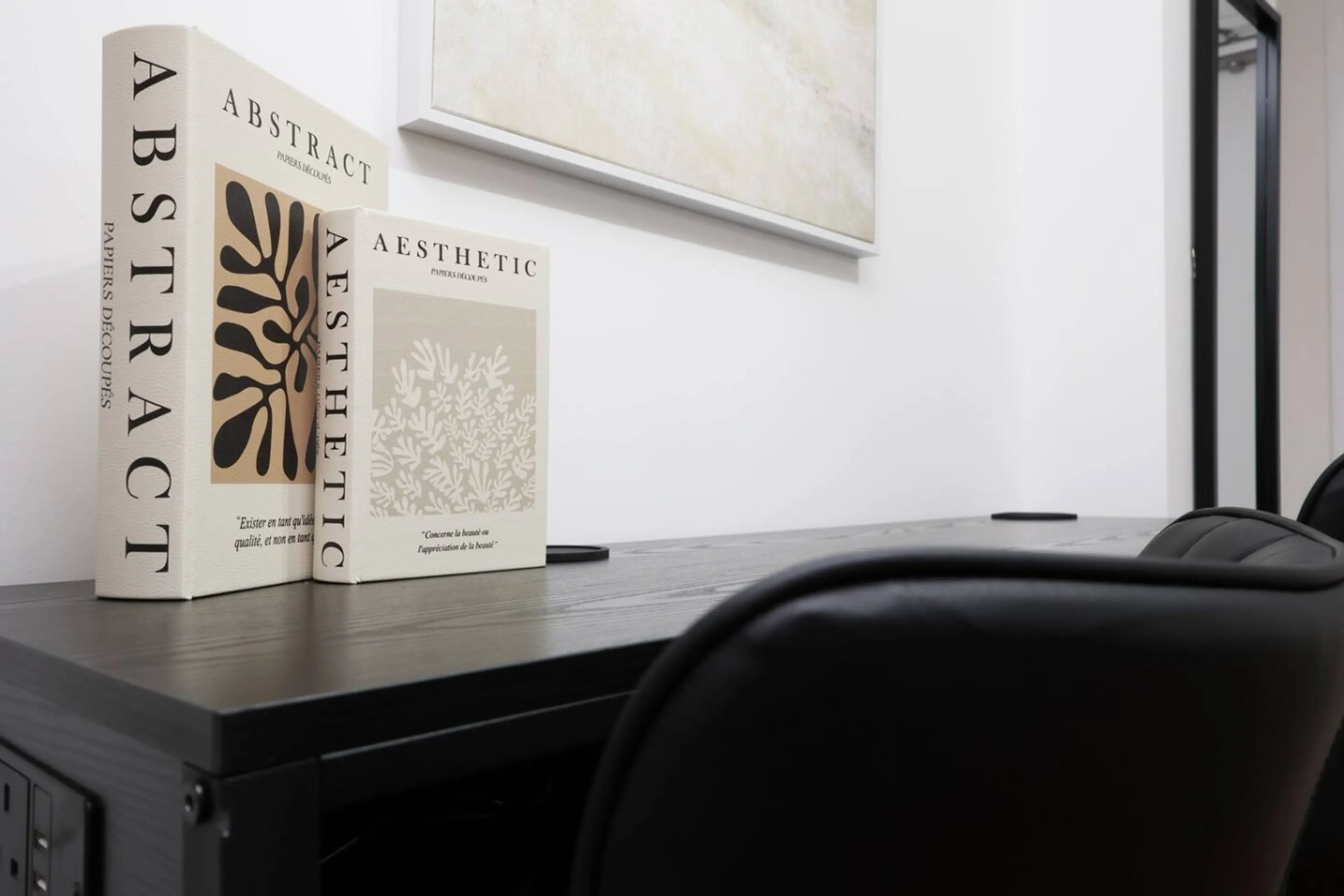 The New Lodge - Room 11 - Image 26