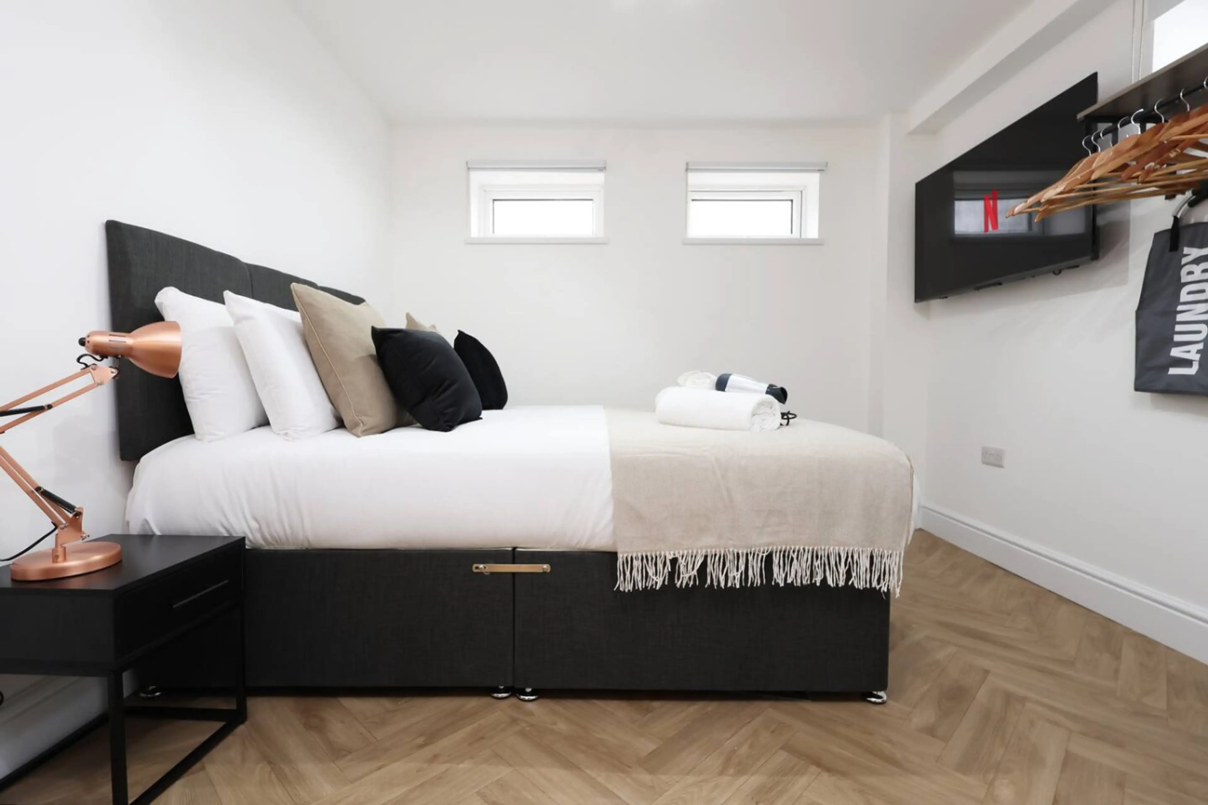 The New Lodge - Room 8 - Image 22