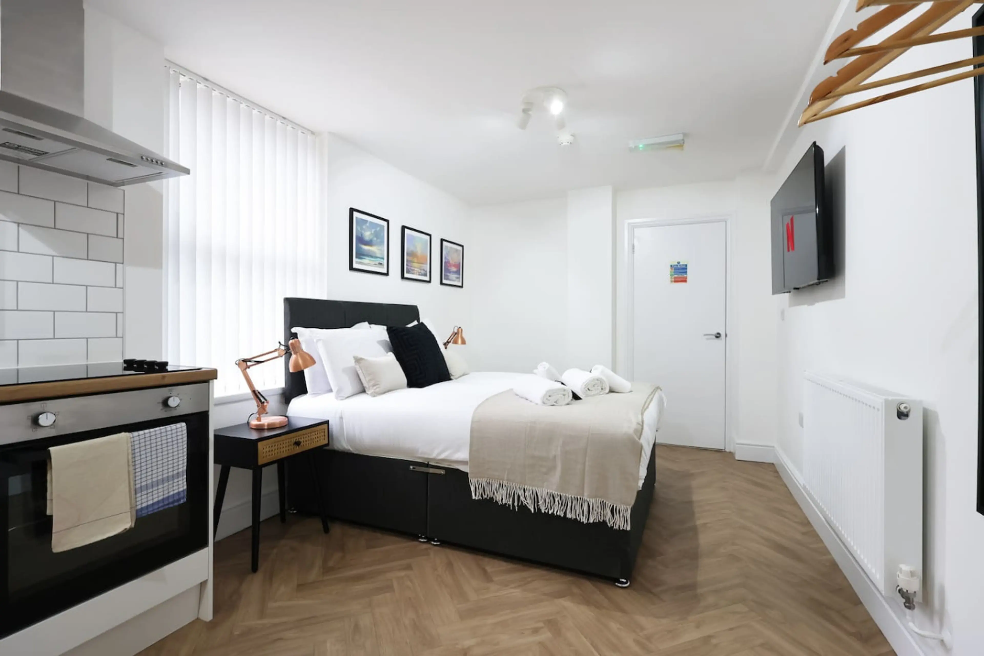 The New Lodge - Room 10 - Image 10