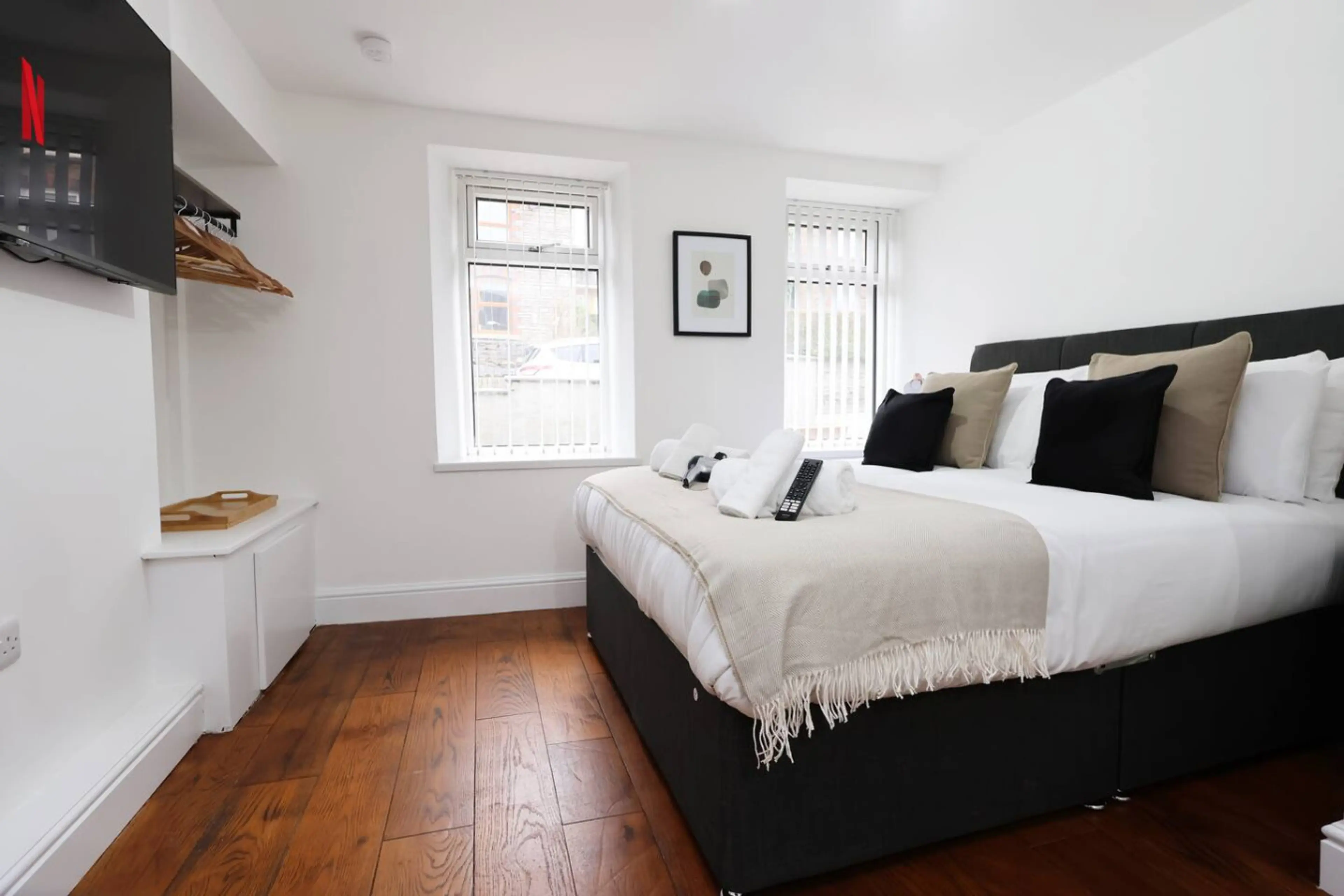 The New Lodge - Room 12 - Image 23