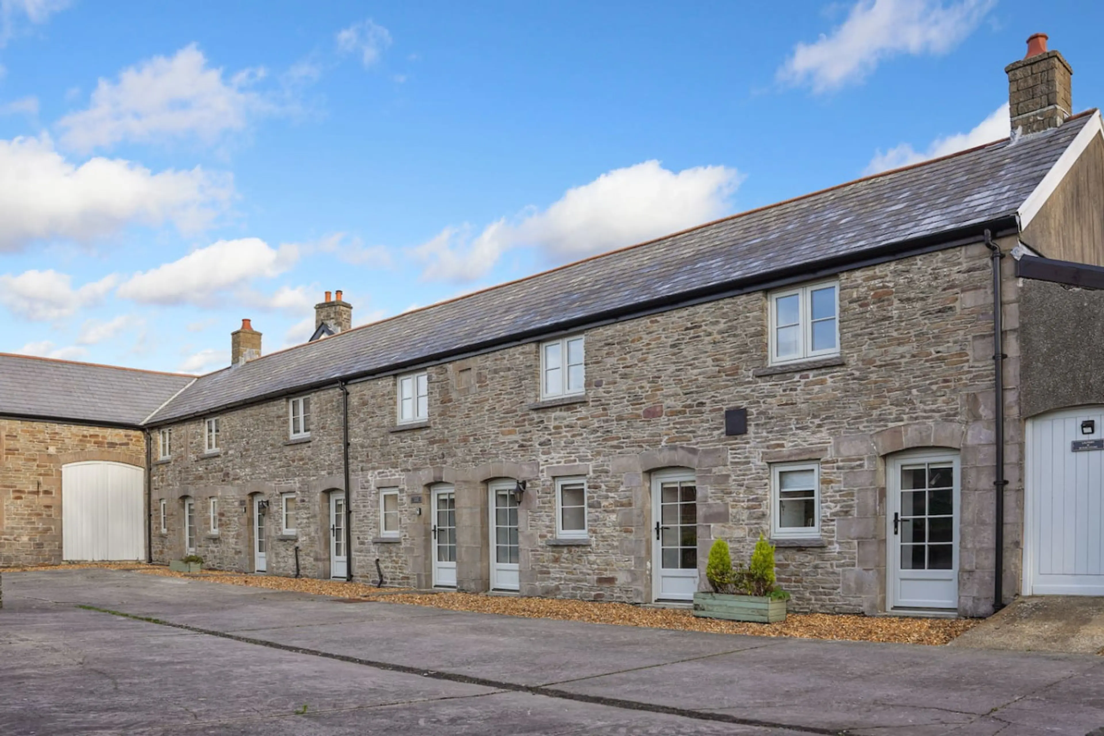 The Dairy Cottage - Image 40