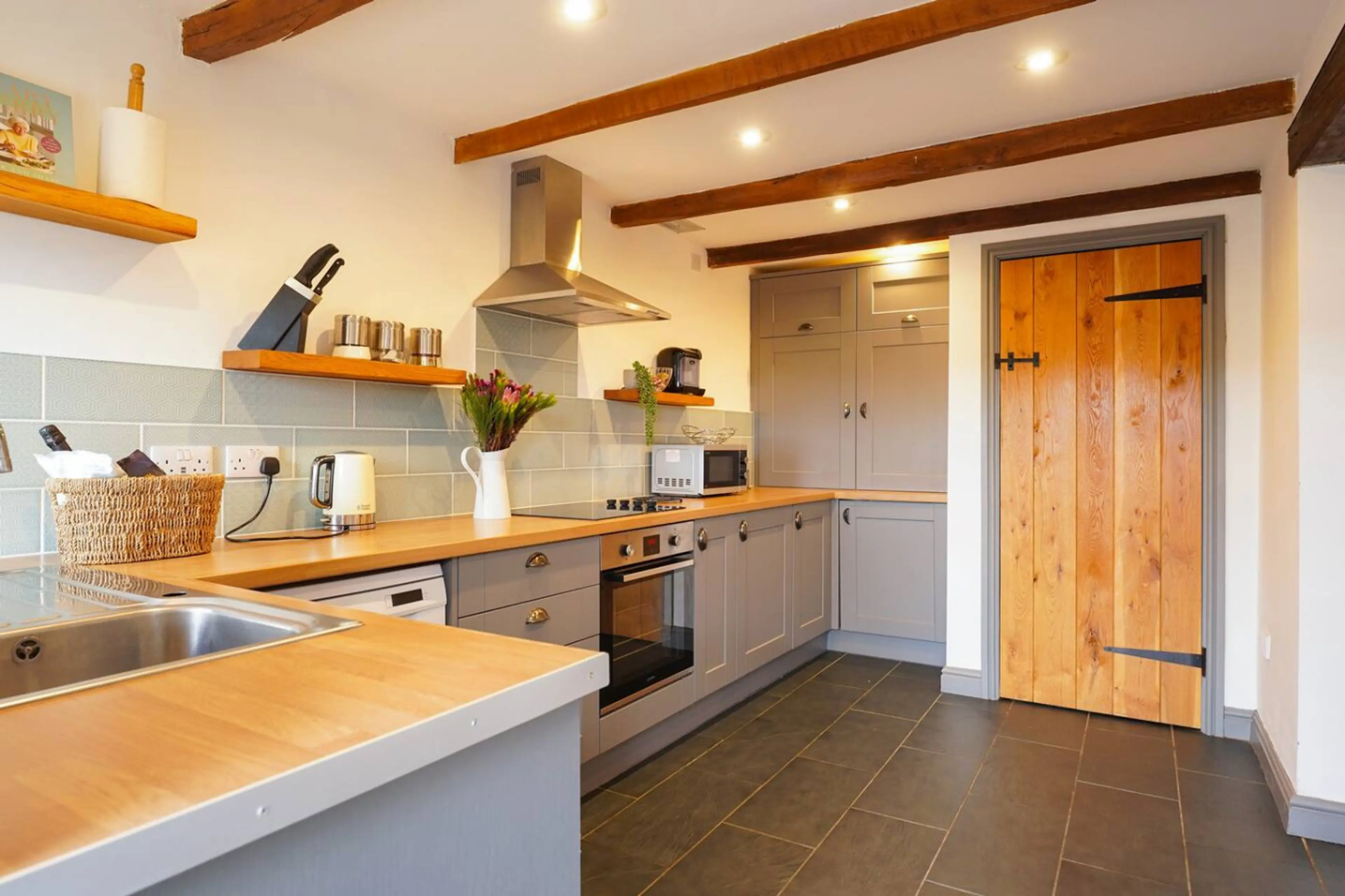 The Dairy Cottage - Image 18