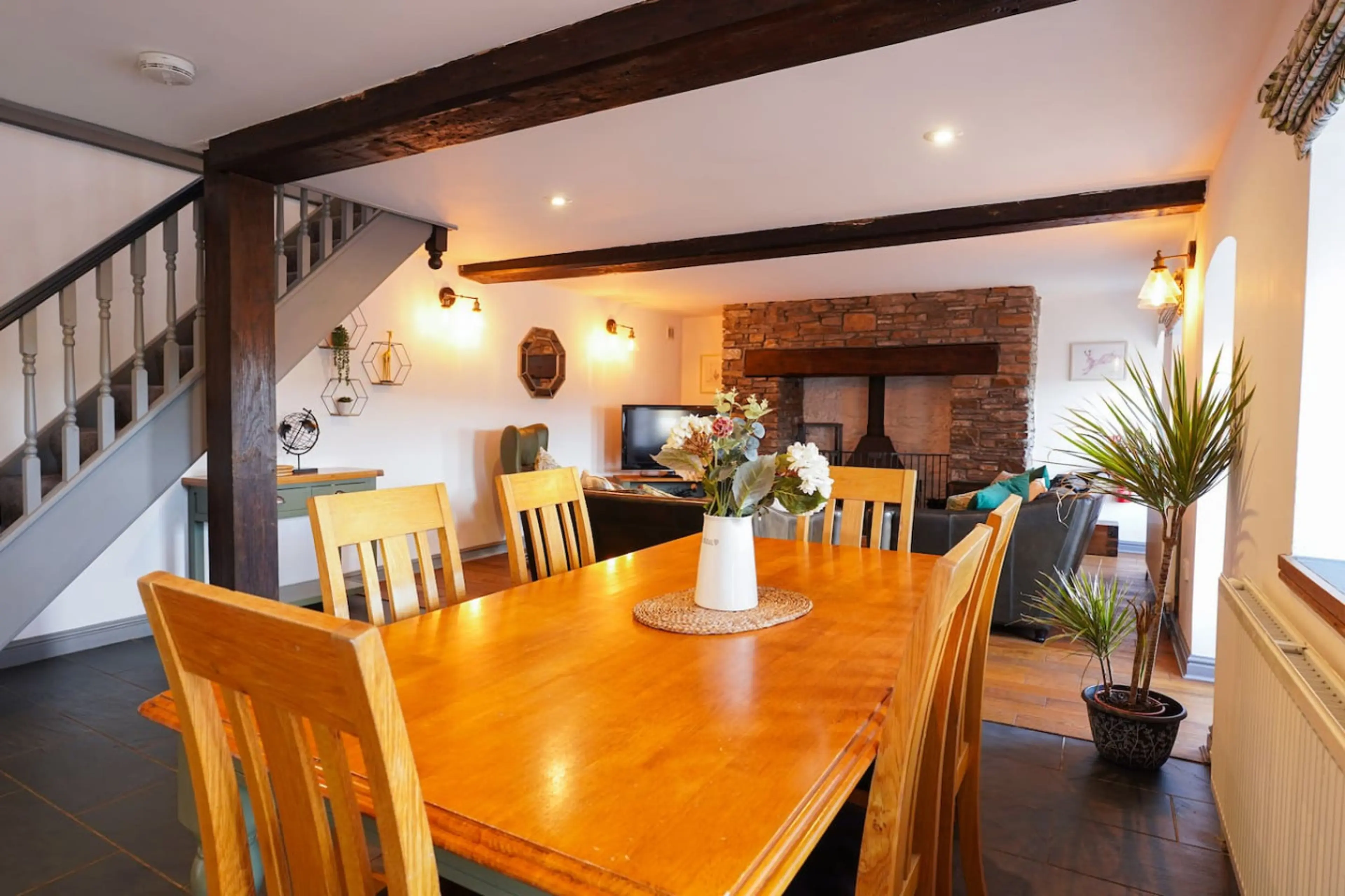 The Dairy Cottage - Image 17